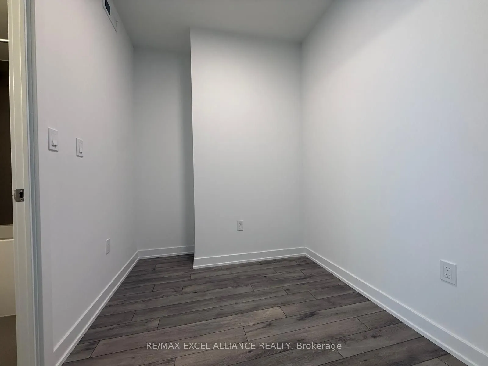 1005 Dundas Street E, #608