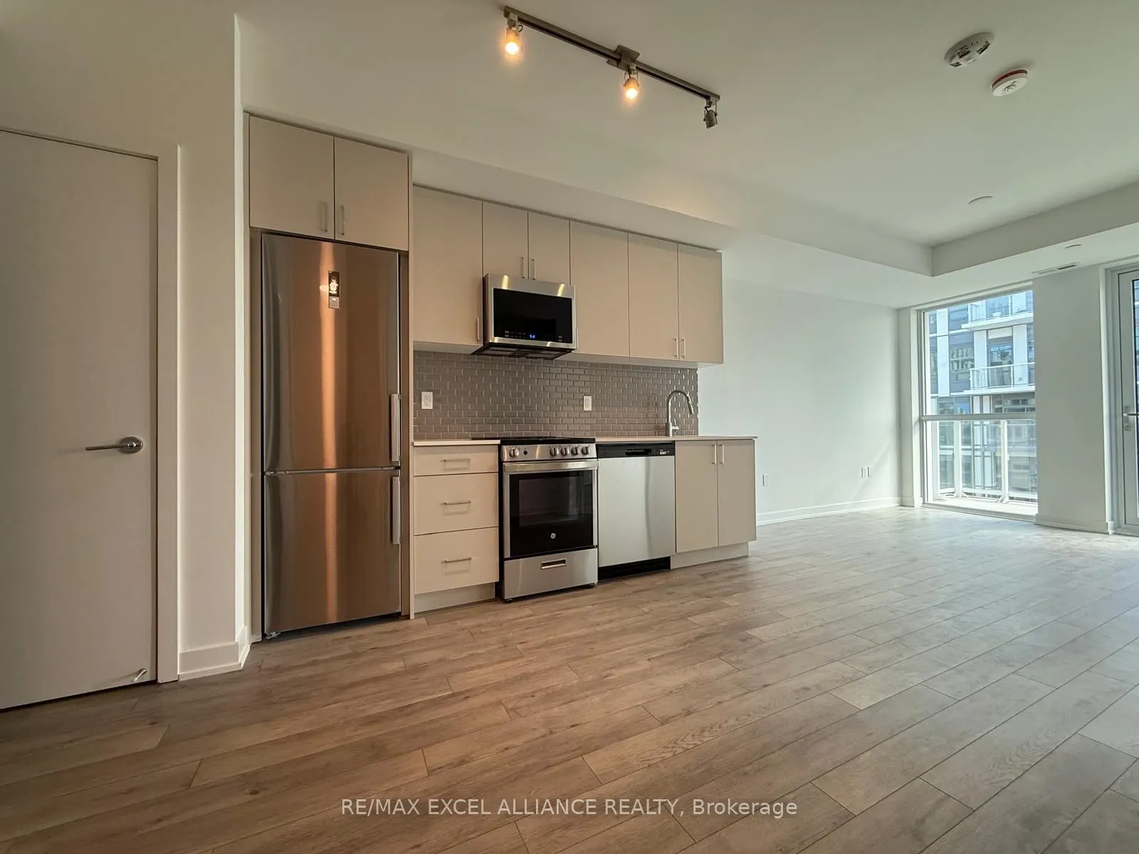 1005 Dundas Street E, #608