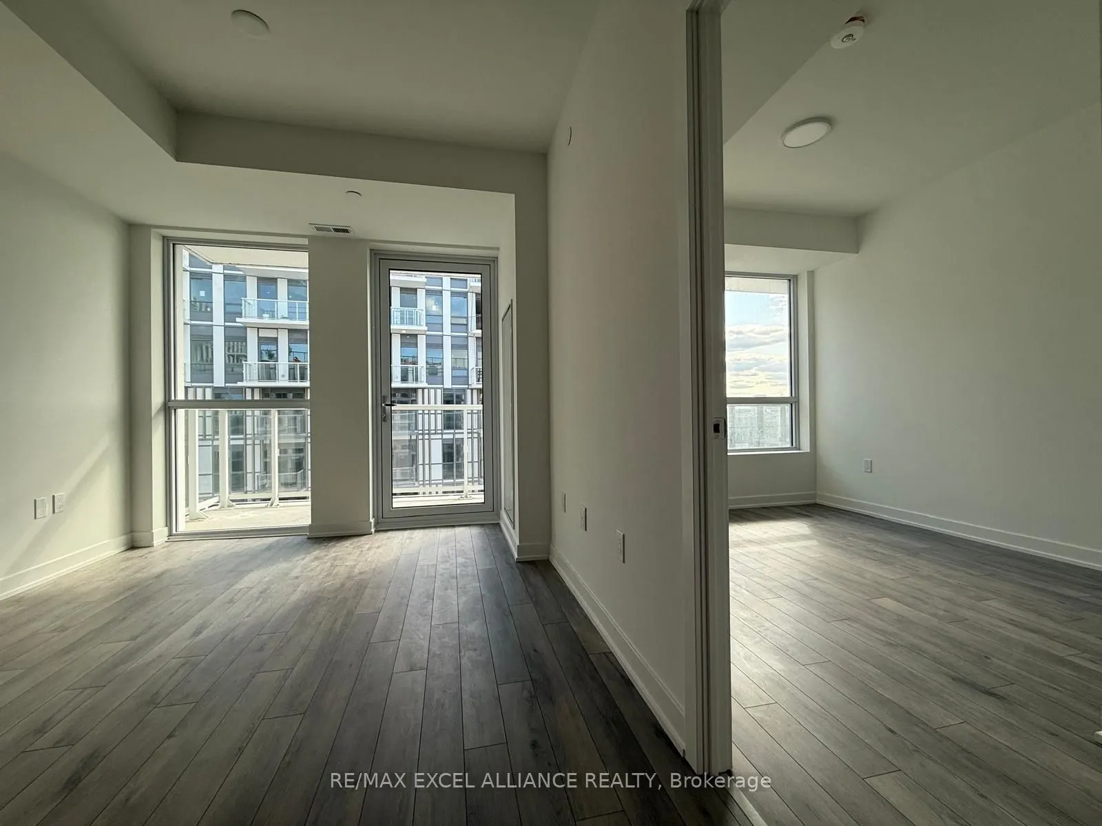 1005 Dundas Street E, #608