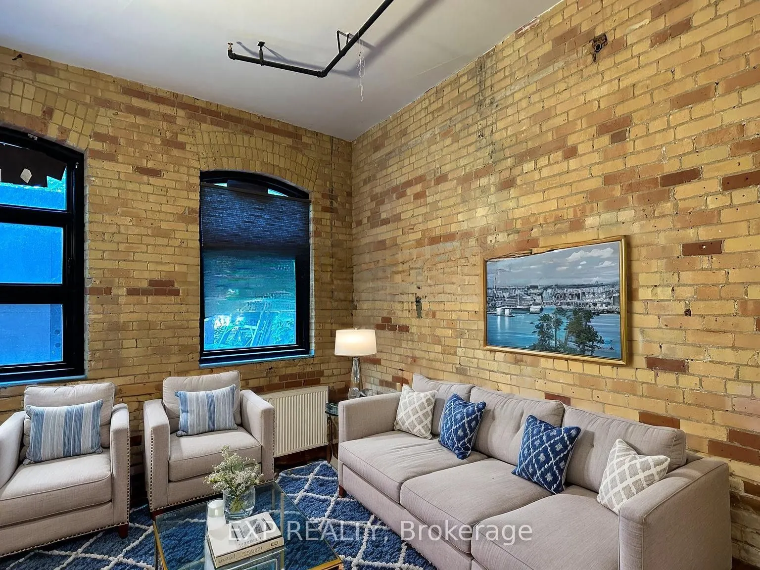 2480 Dundas Street W, #103