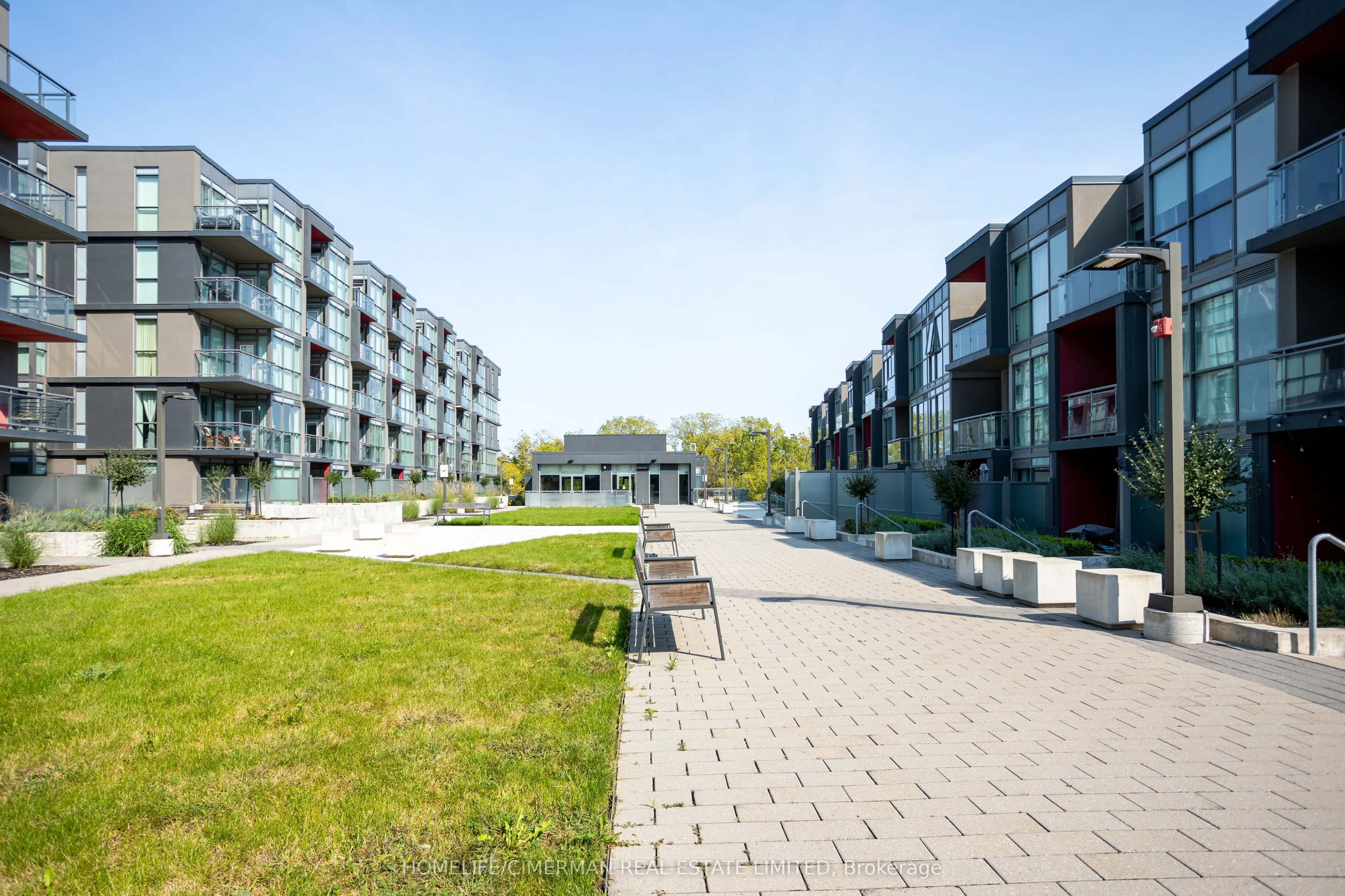 5260 Dundas Street, #C323