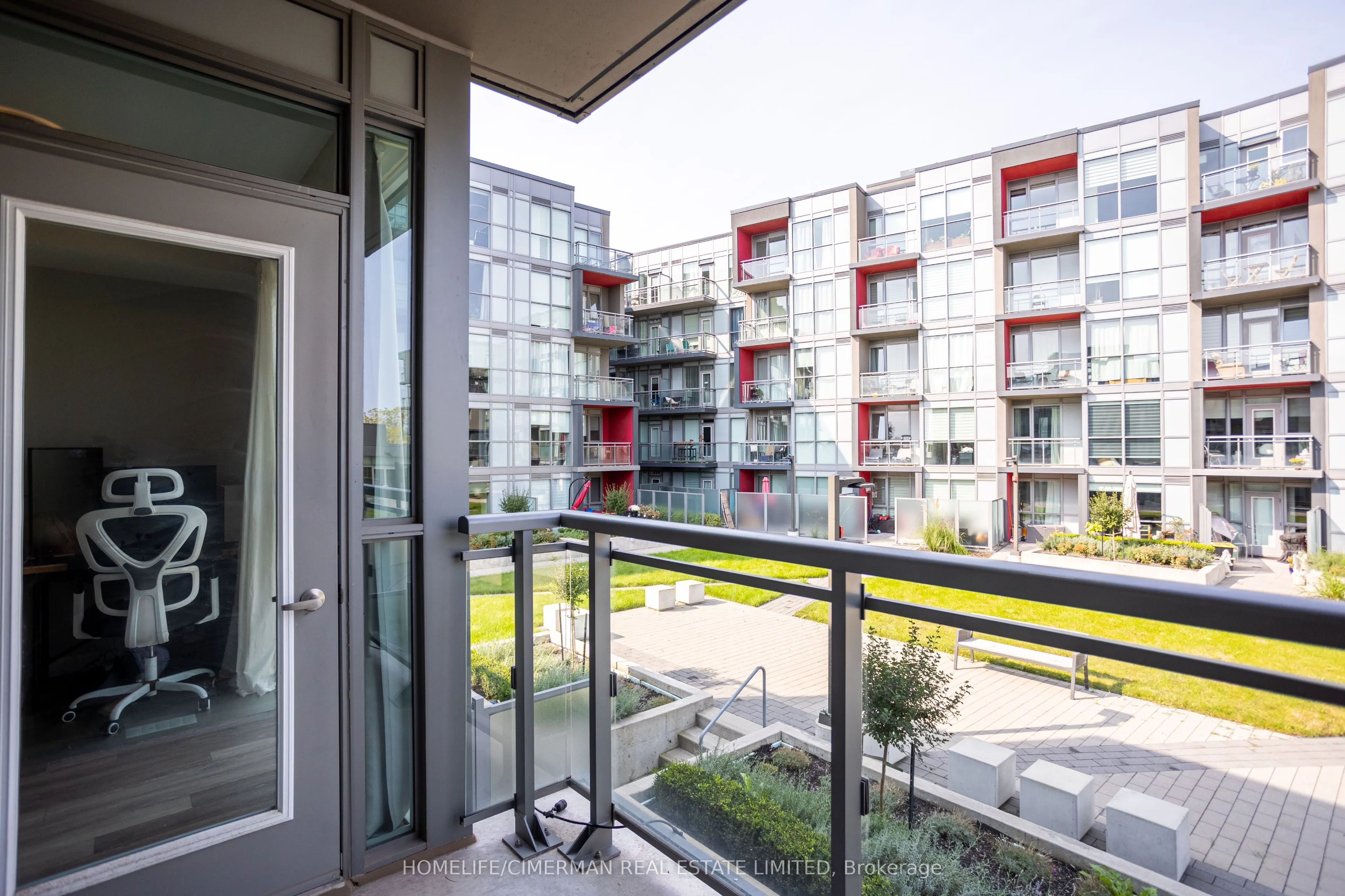 5260 Dundas Street, #C323