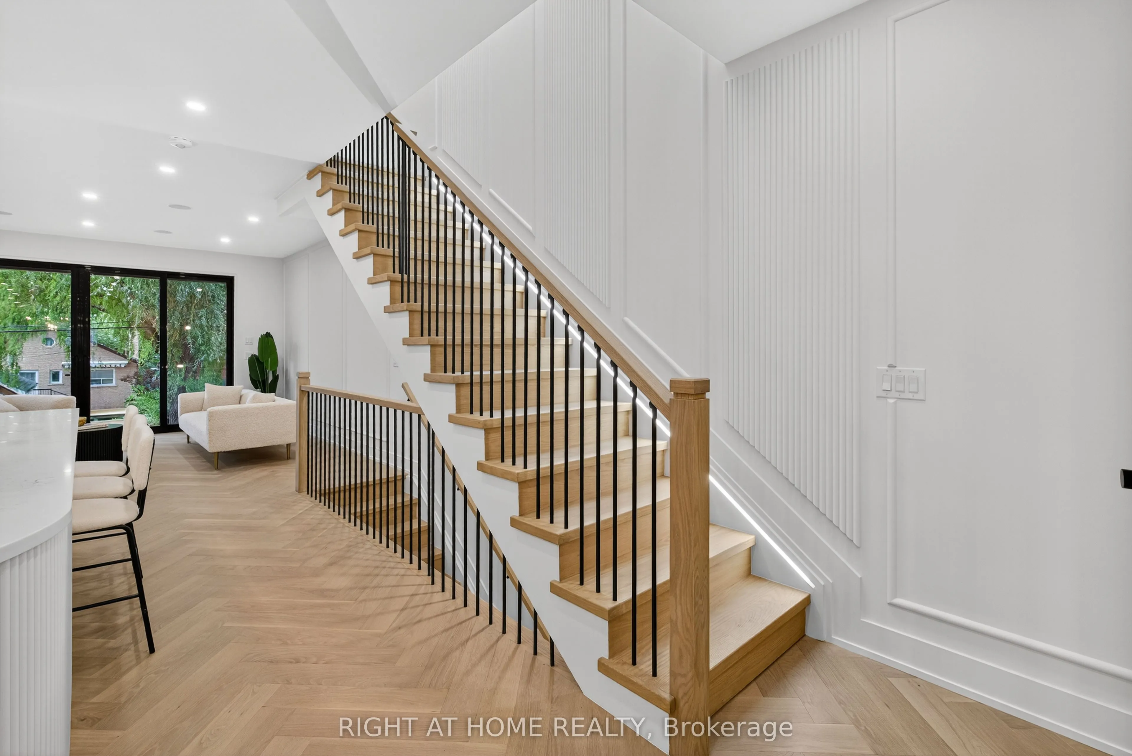 15A ROSEMEADE Avenue