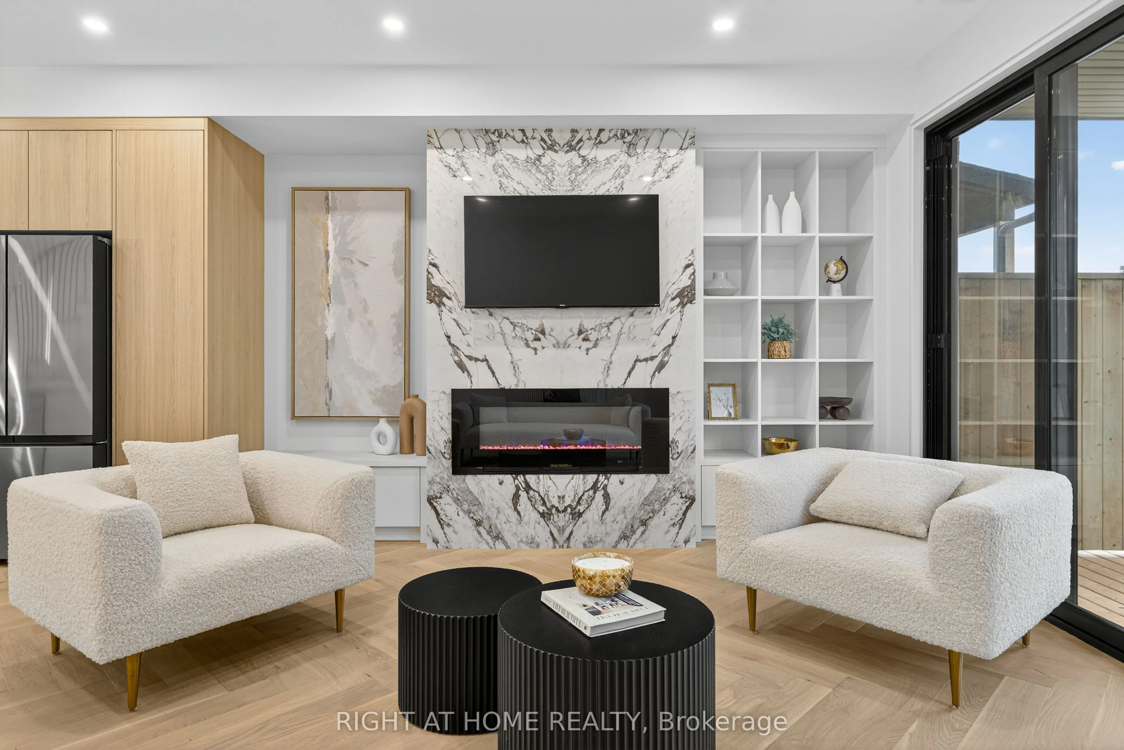 15A ROSEMEADE Avenue