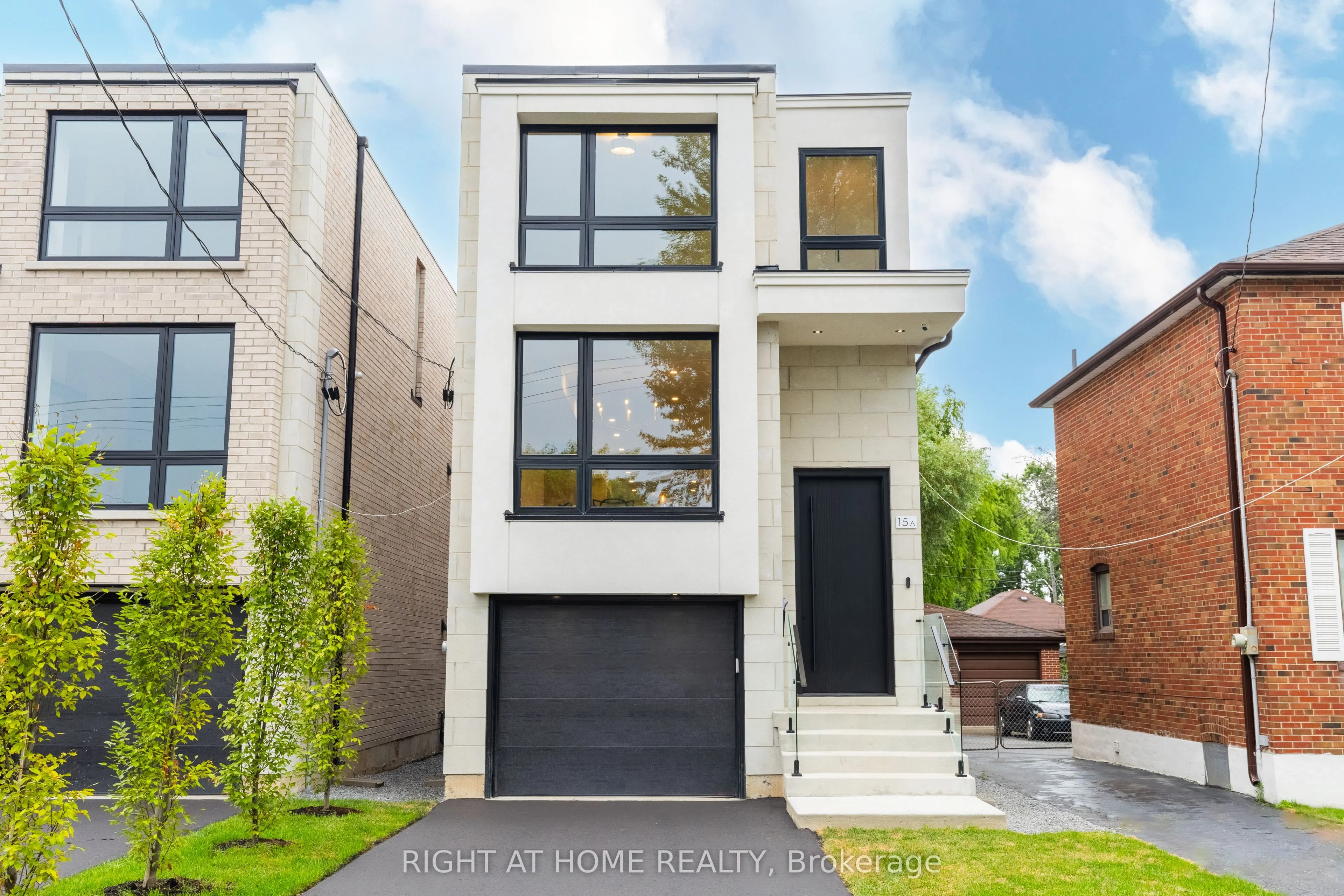 15A ROSEMEADE Avenue
