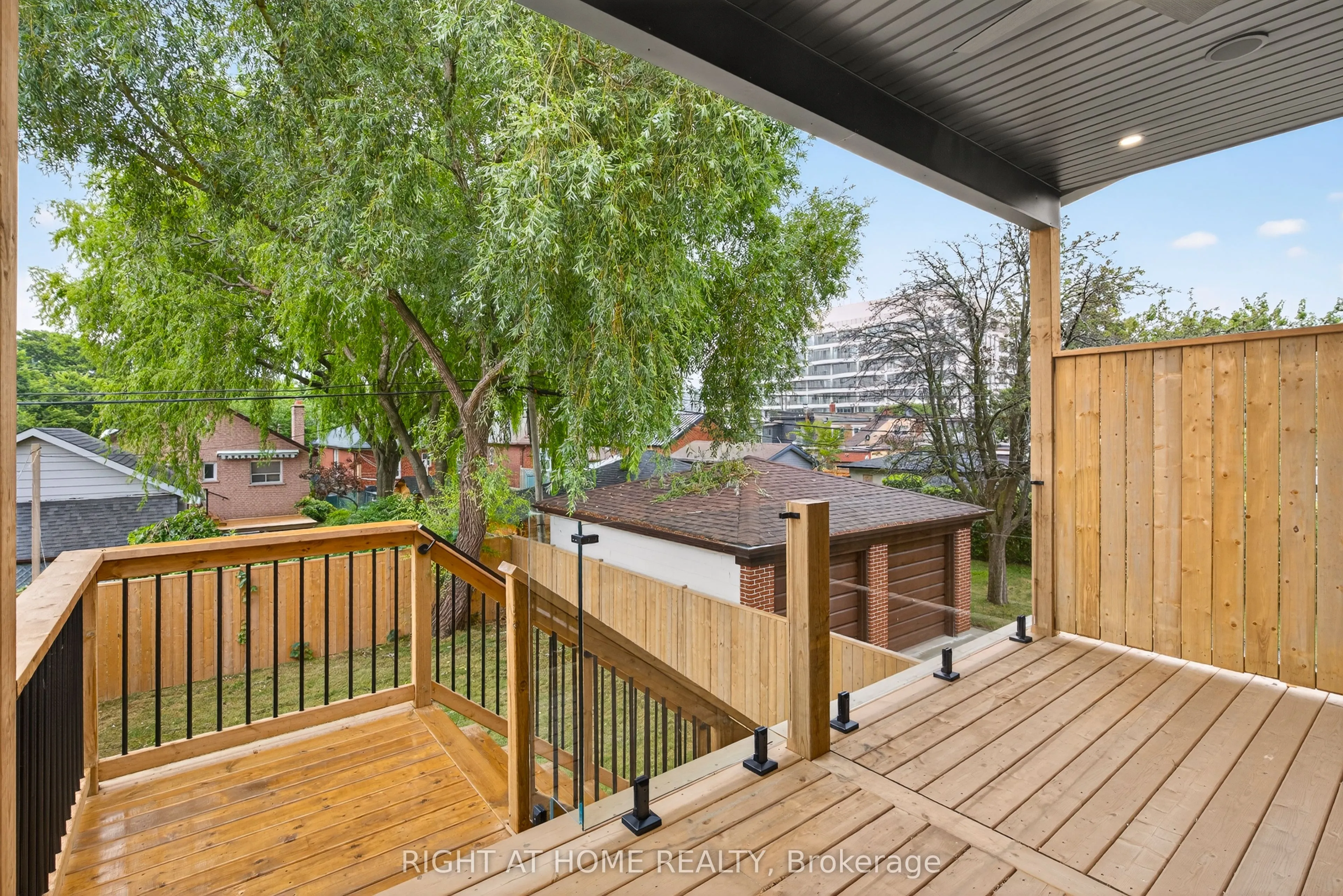 15A ROSEMEADE Avenue