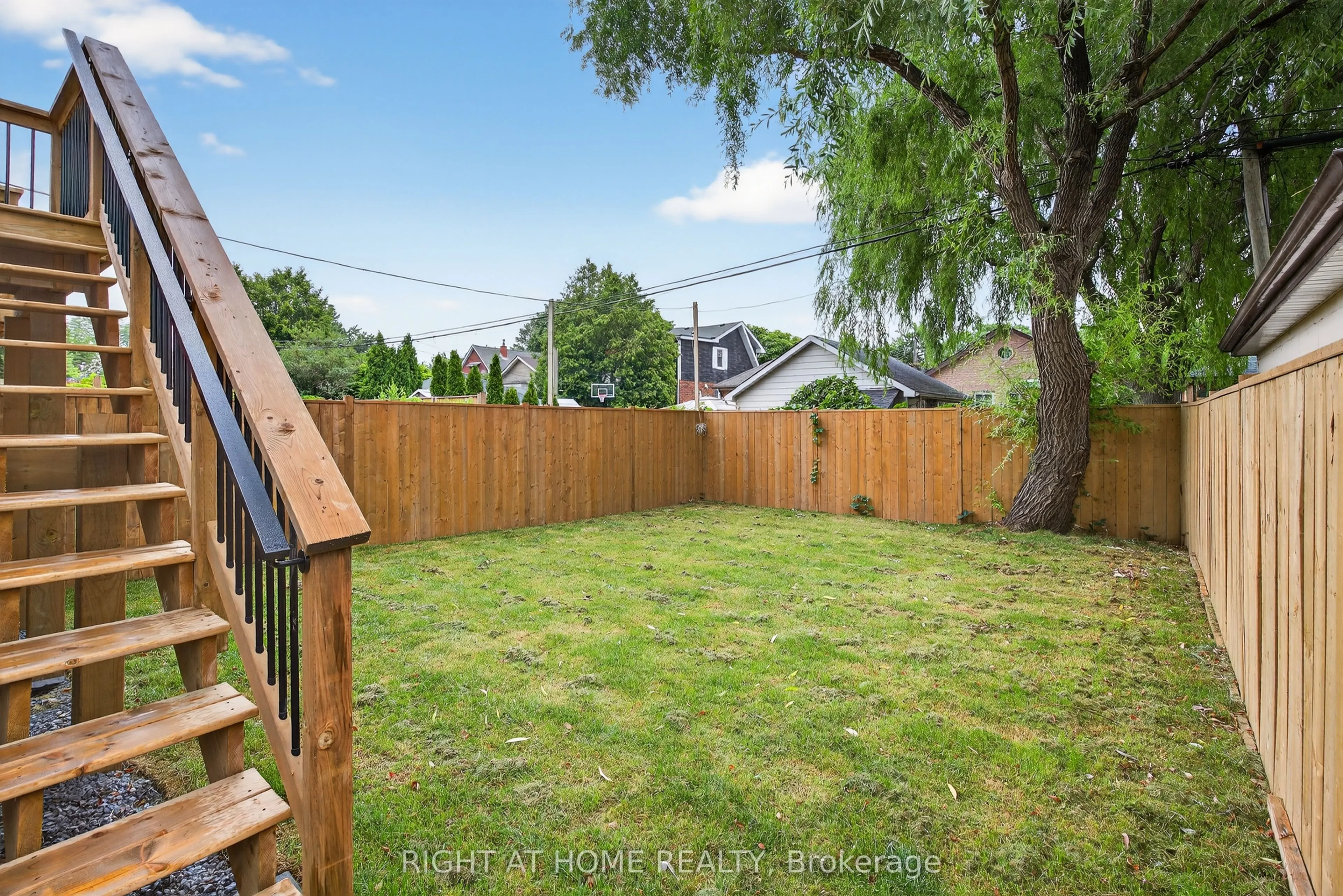 15A ROSEMEADE Avenue