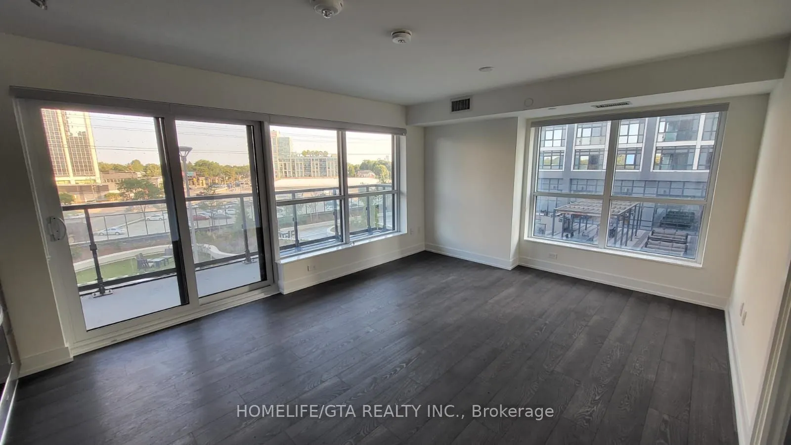 5 Mabelle Avenue, #329
