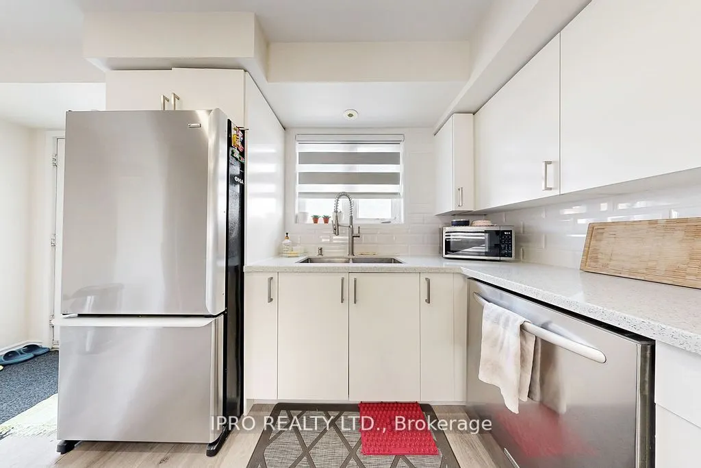 3088 Eglinton Avenue W, #85