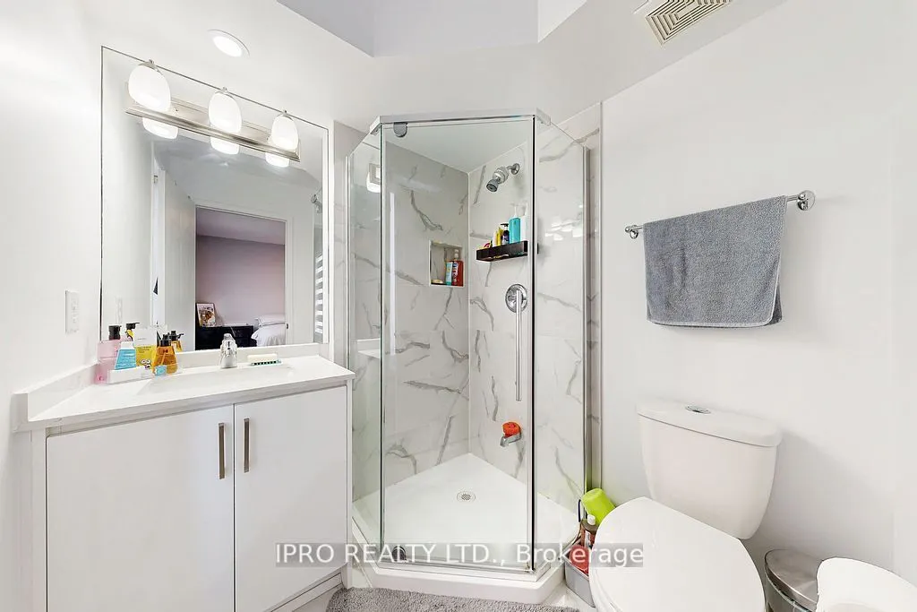 3088 Eglinton Avenue W, #85