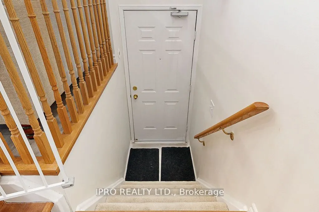 3088 Eglinton Avenue W, #85