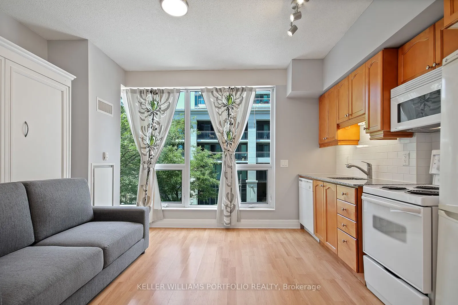 58 Marine Parade Drive, #221