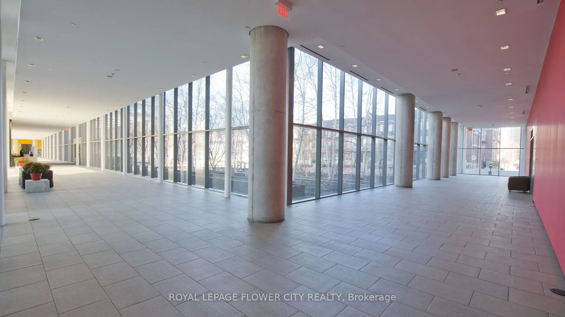 105 The Queensway Avenue, #415