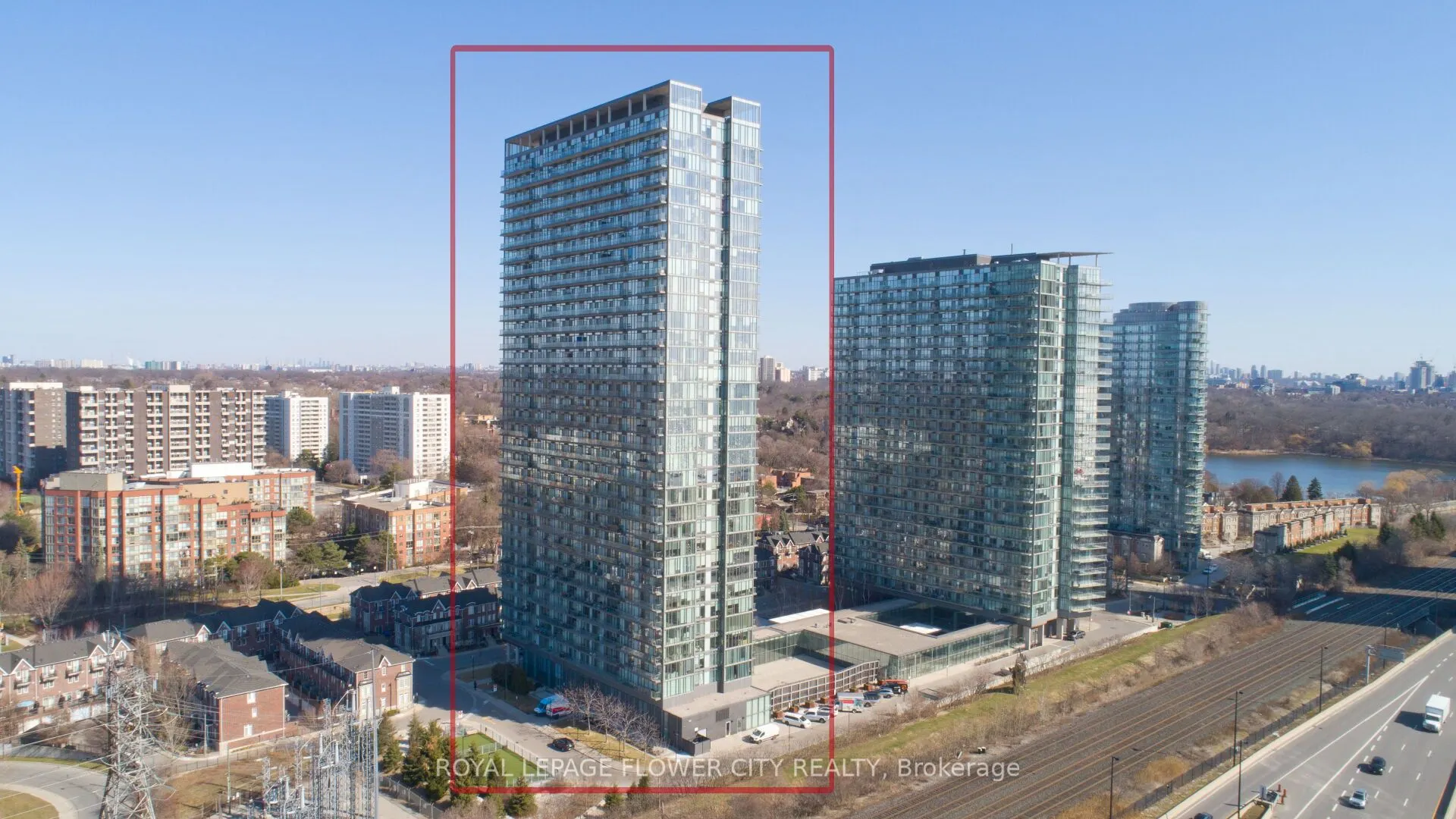 105 The Queensway Avenue, #415