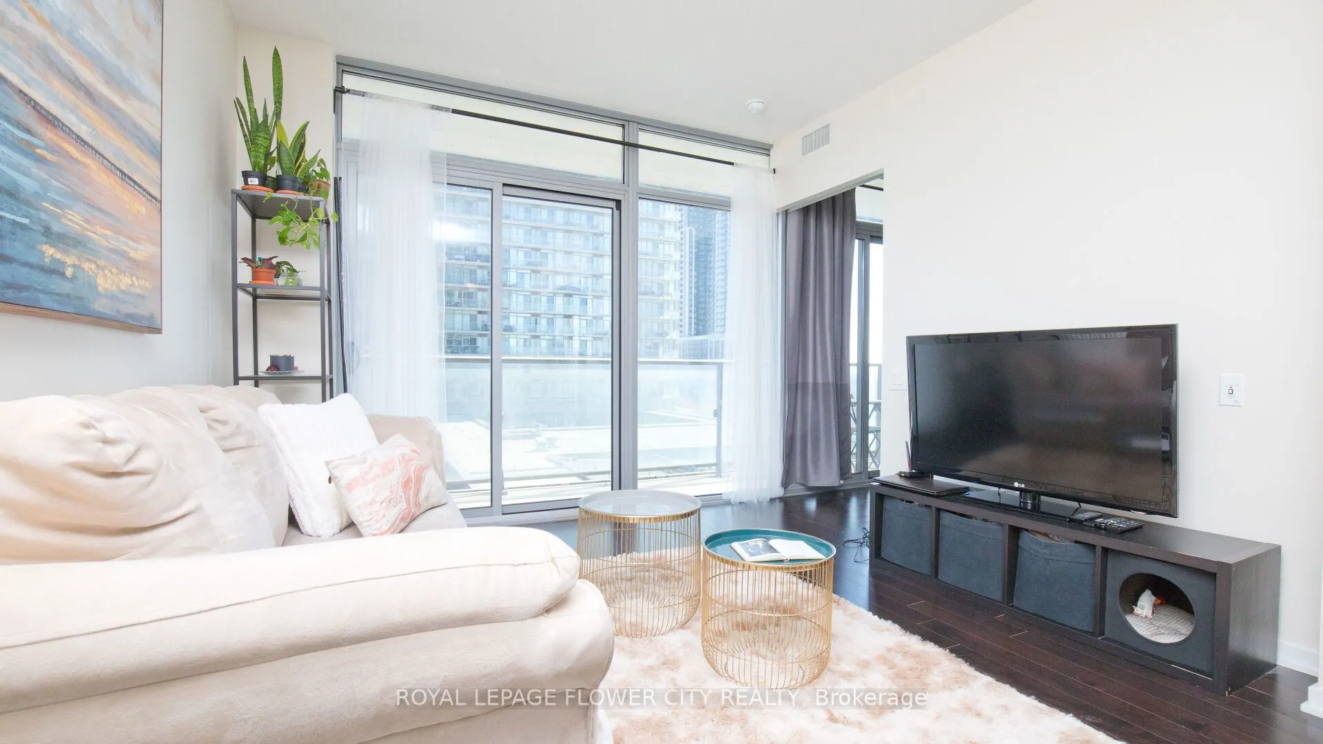105 The Queensway Avenue, #415