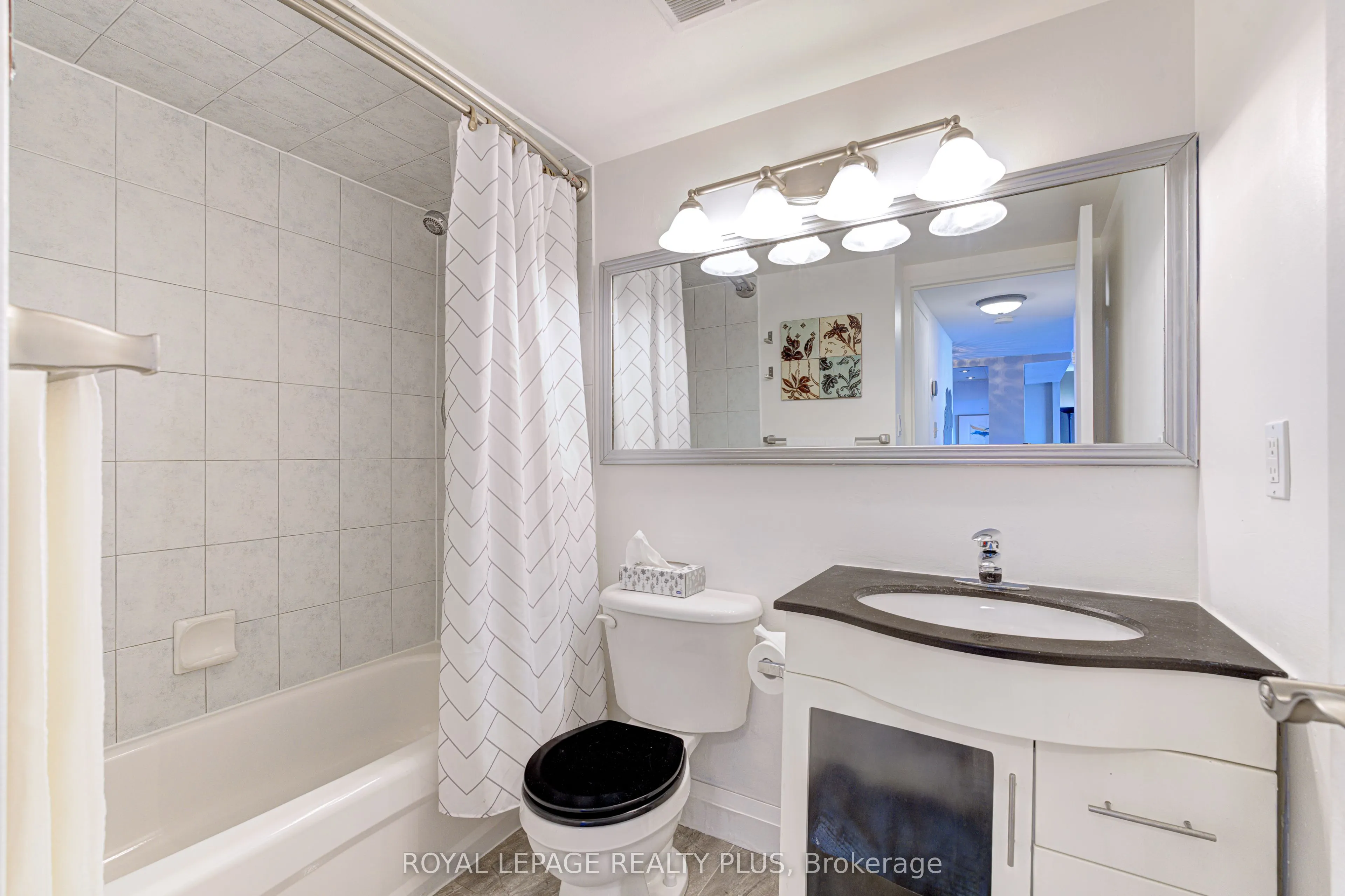 1333 Bloor Street, #708