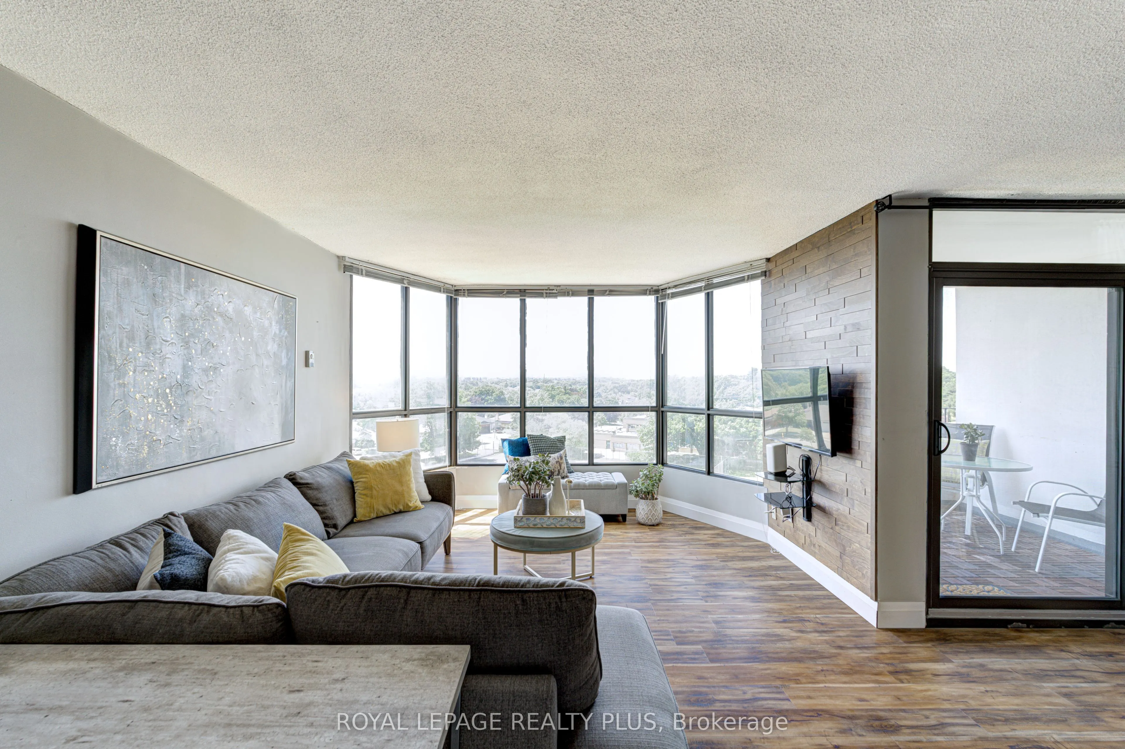 1333 Bloor Street, #708