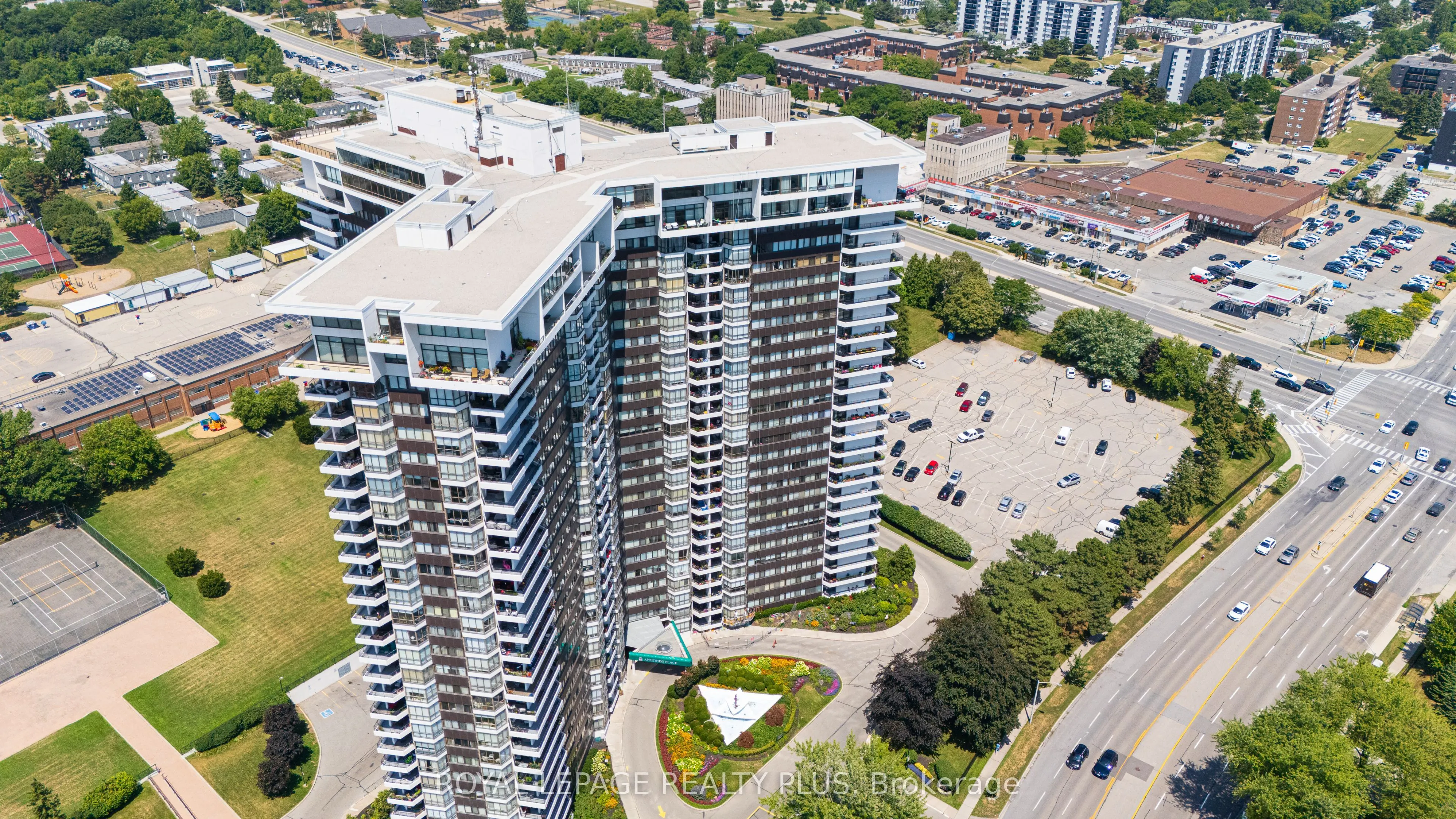 1333 Bloor Street, #708