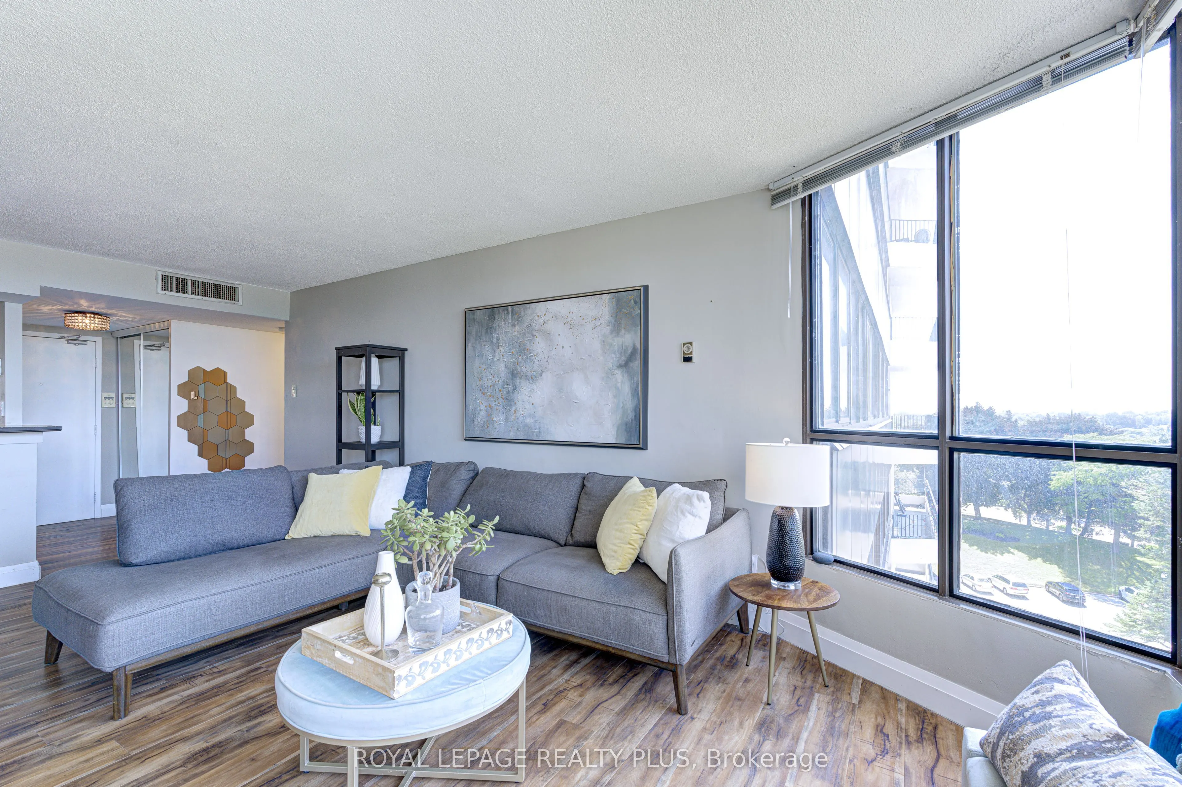 1333 Bloor Street, #708