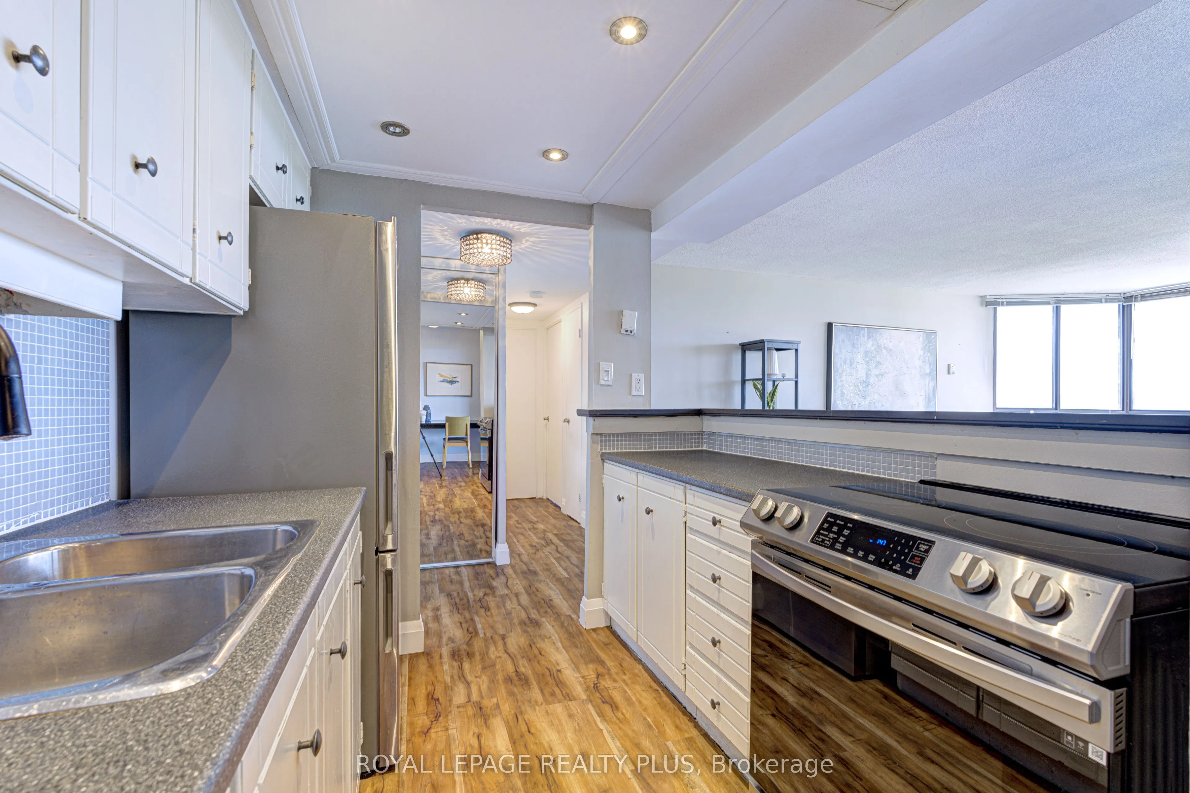 1333 Bloor Street, #708