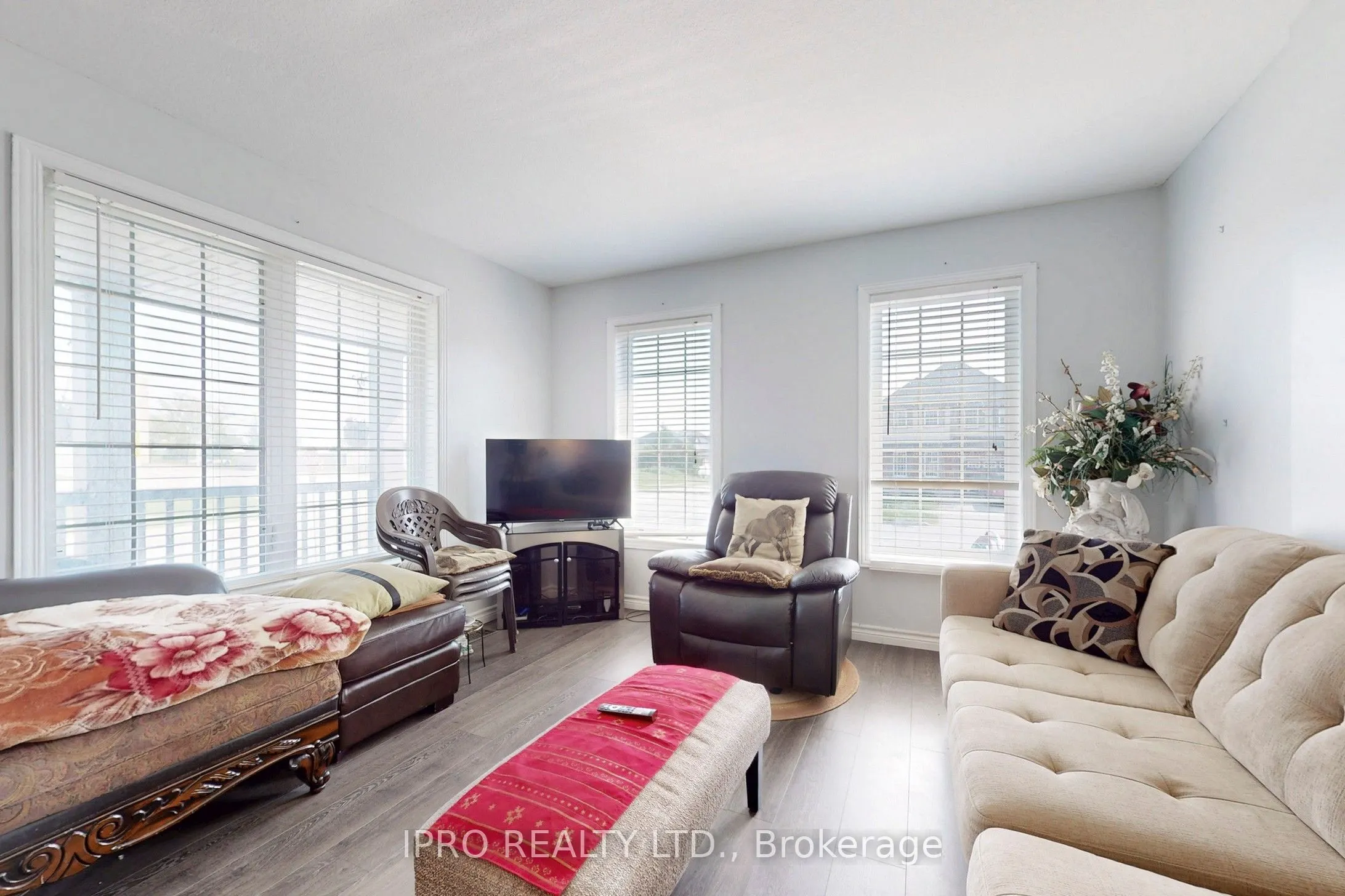 49 Oak Ridge Drive