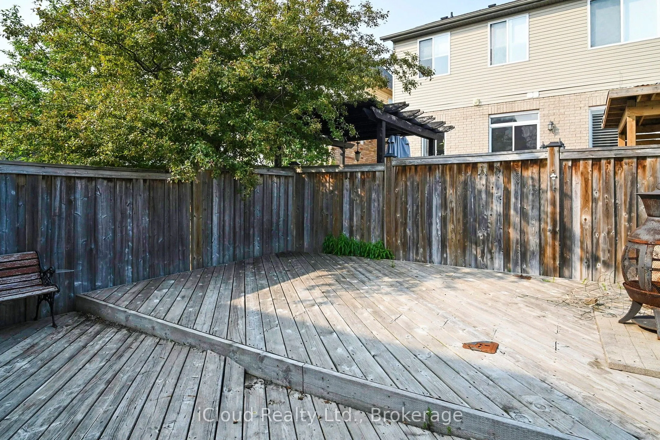 49 Oak Ridge Drive