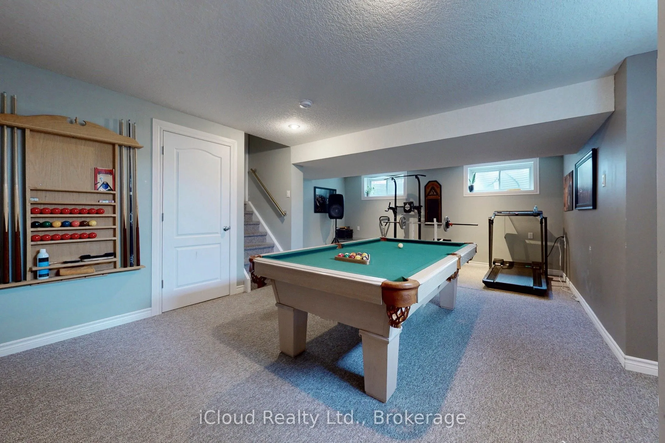49 Oak Ridge Drive