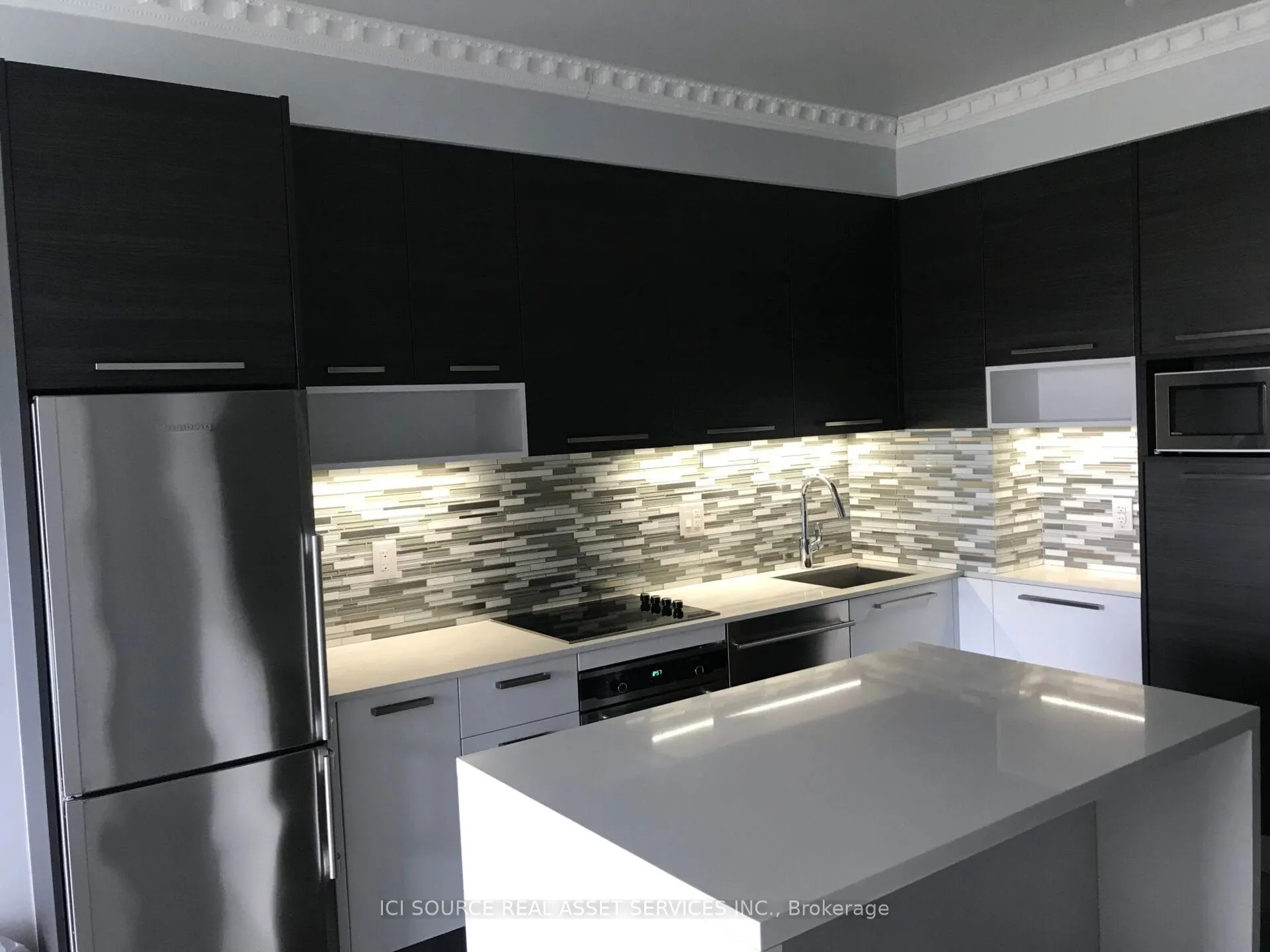 36 Park Lawn Road, #304
