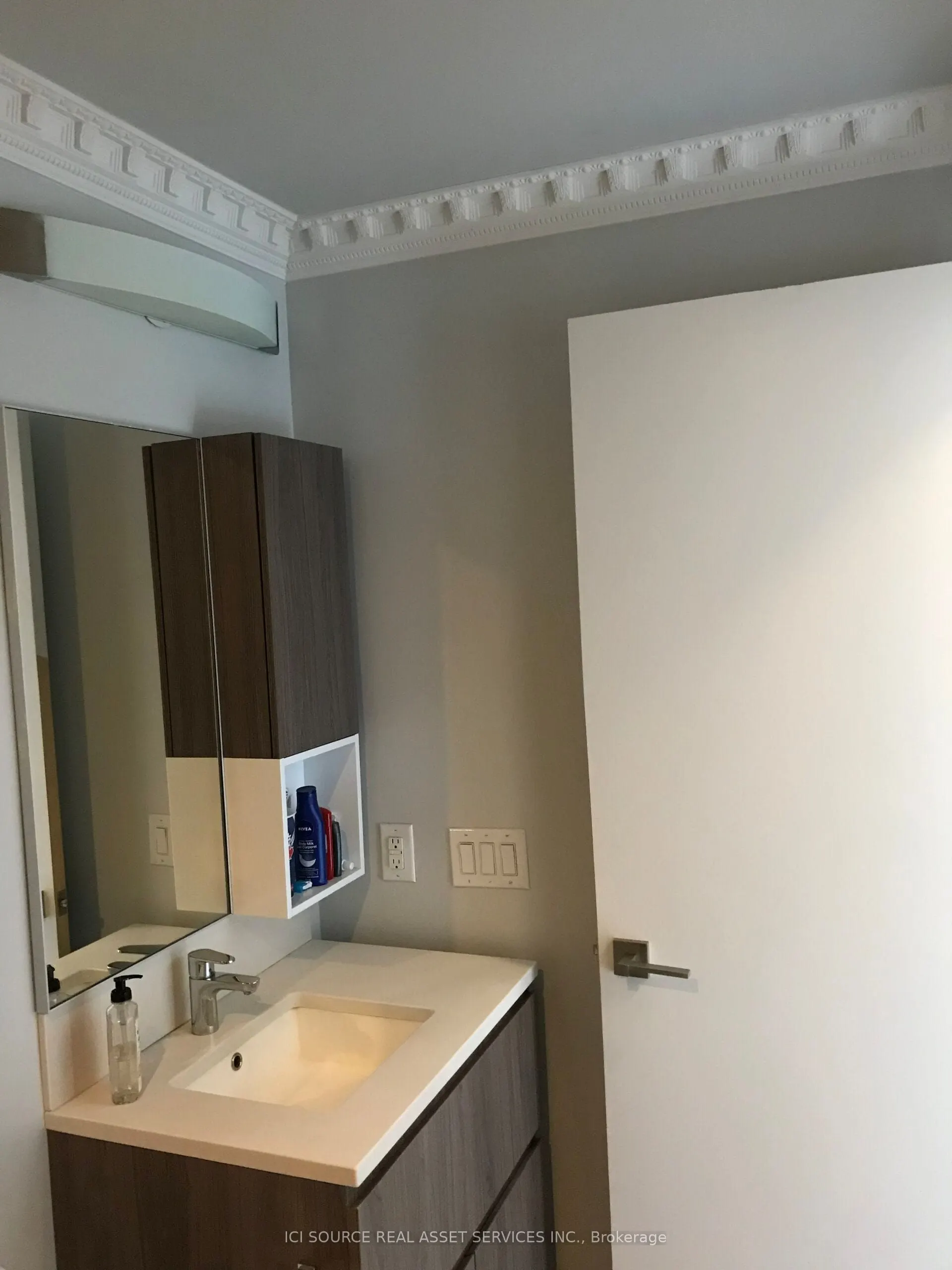 36 Park Lawn Road, #304