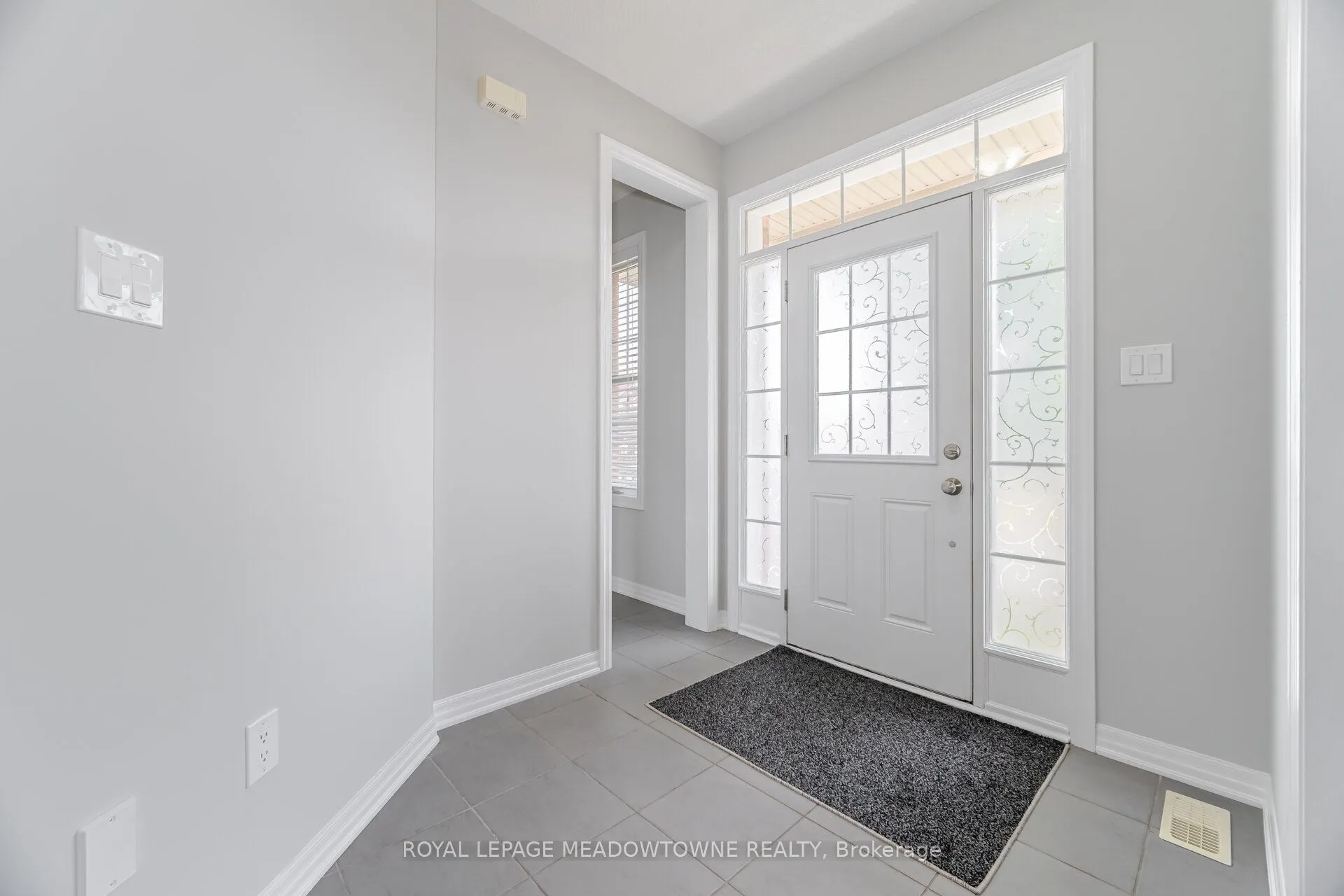2 Lothbury Drive