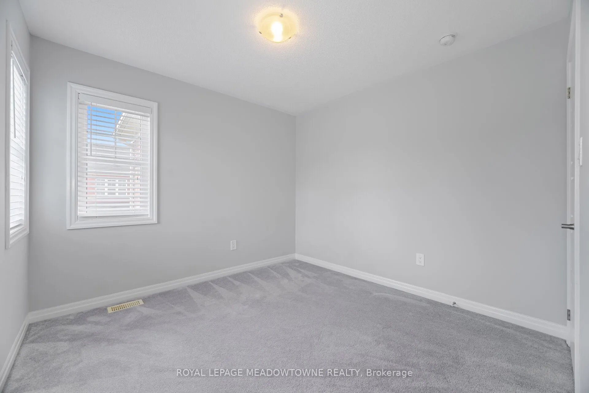 2 Lothbury Drive