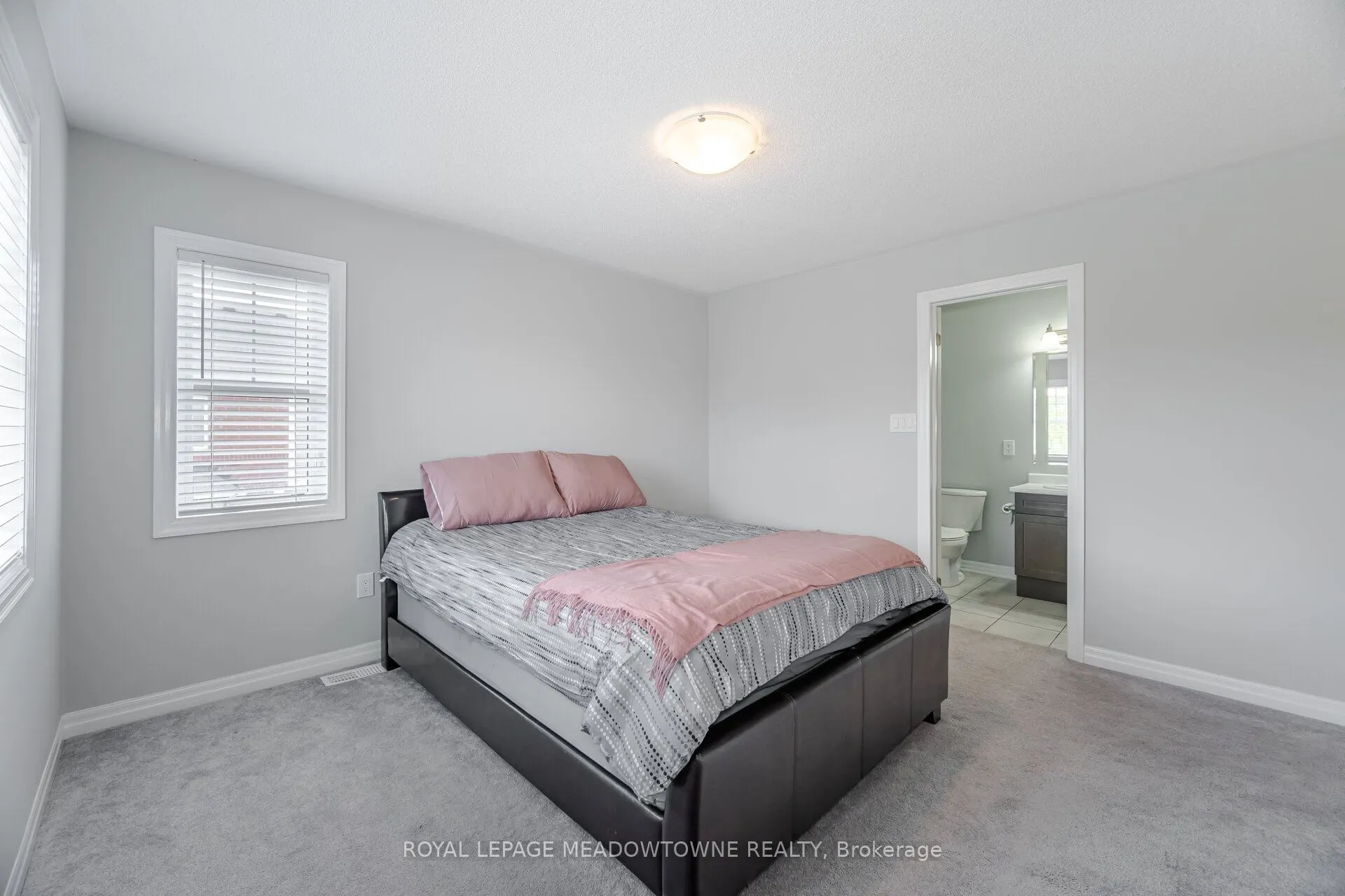 2 Lothbury Drive