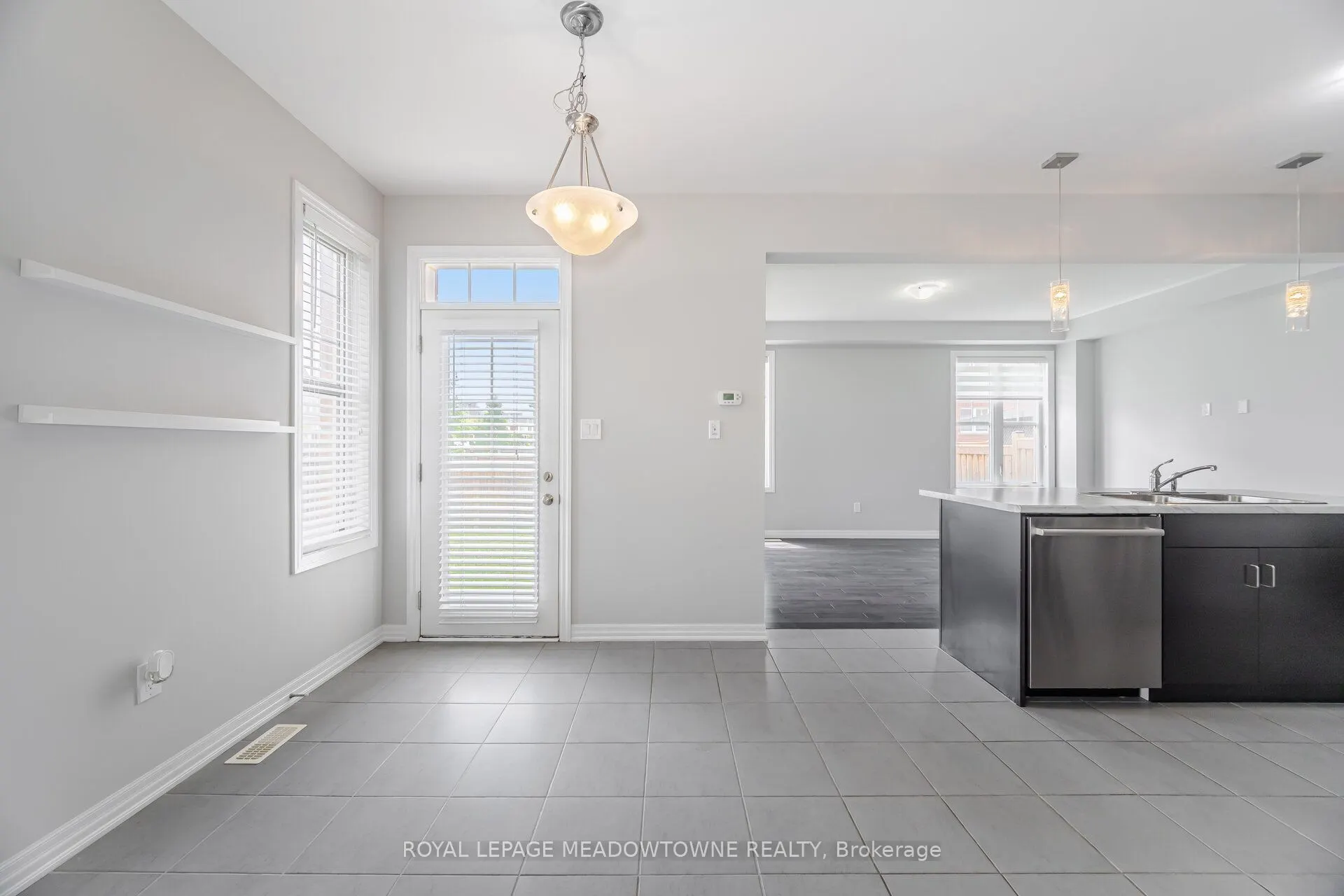 2 Lothbury Drive
