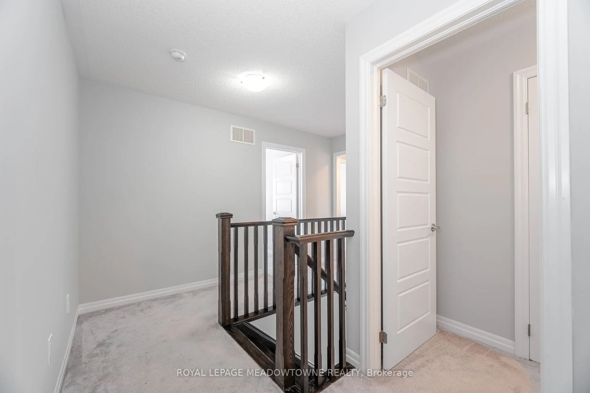 2 Lothbury Drive