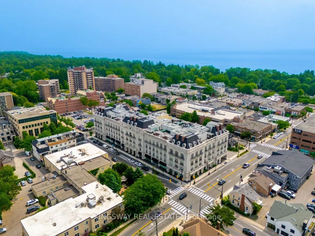 300 Randall Street, #203