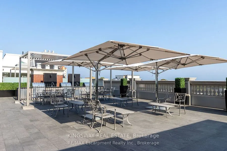 300 Randall Street, #203