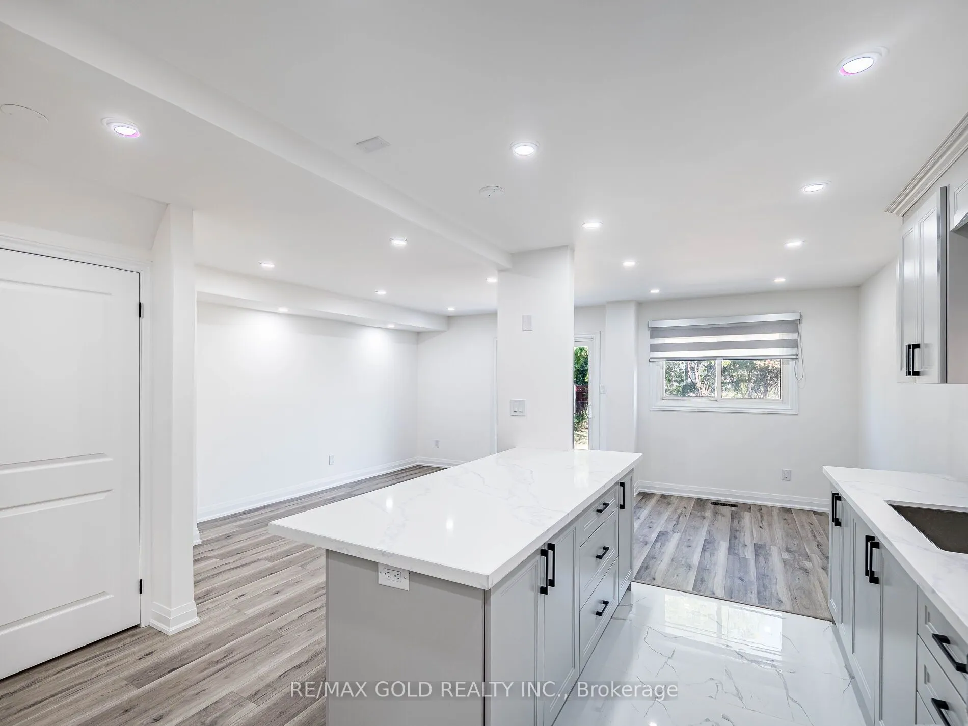 57 Mercedes Drive
