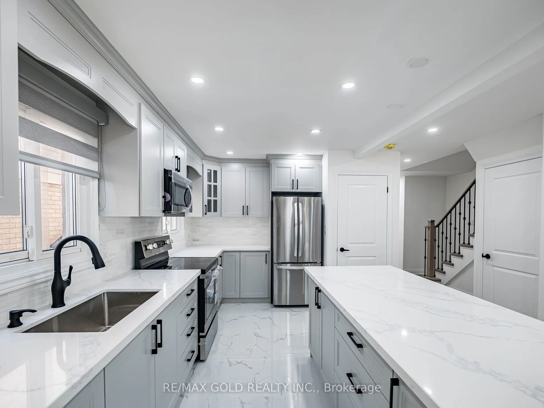 57 Mercedes Drive