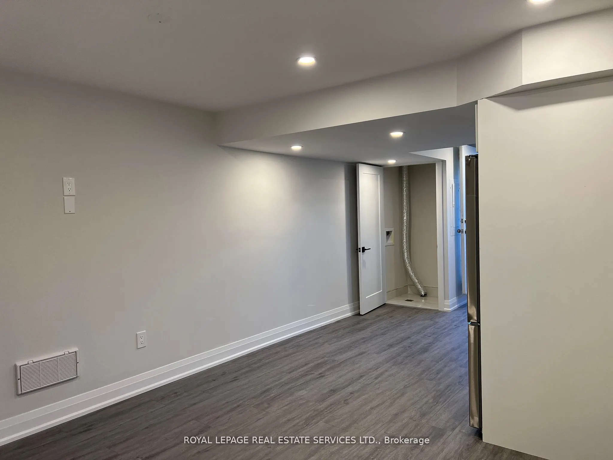 506 Kennedy Circle W