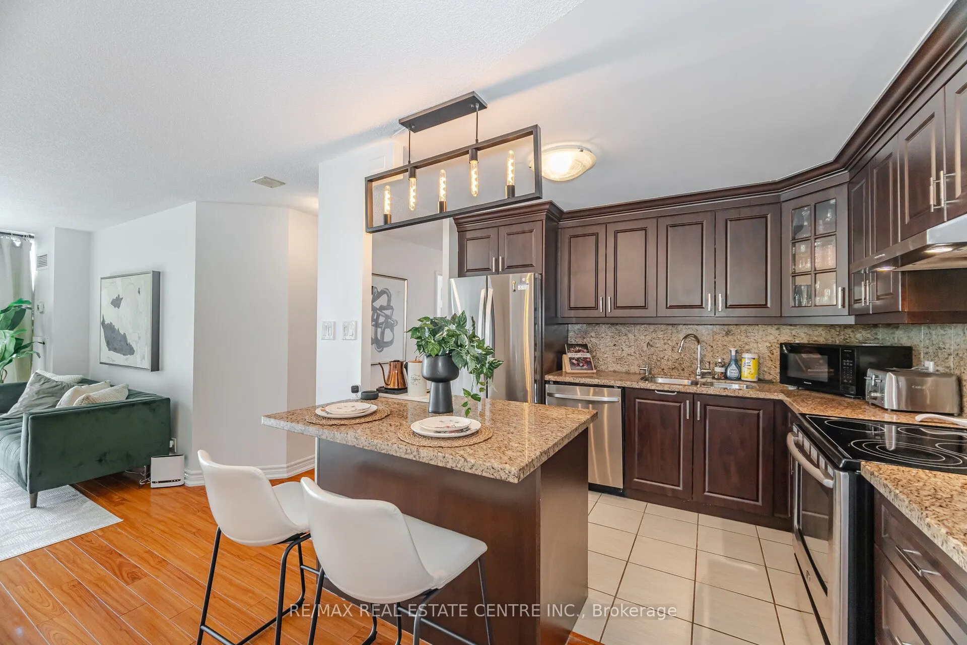 25 Trailwood Drive, #402