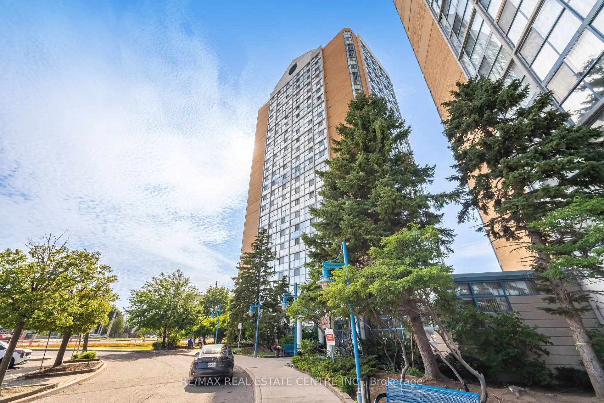 25 Trailwood Drive, #402