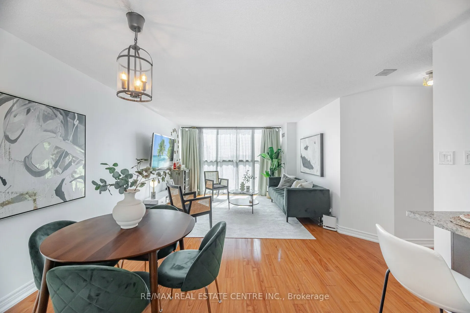 25 Trailwood Drive, #402