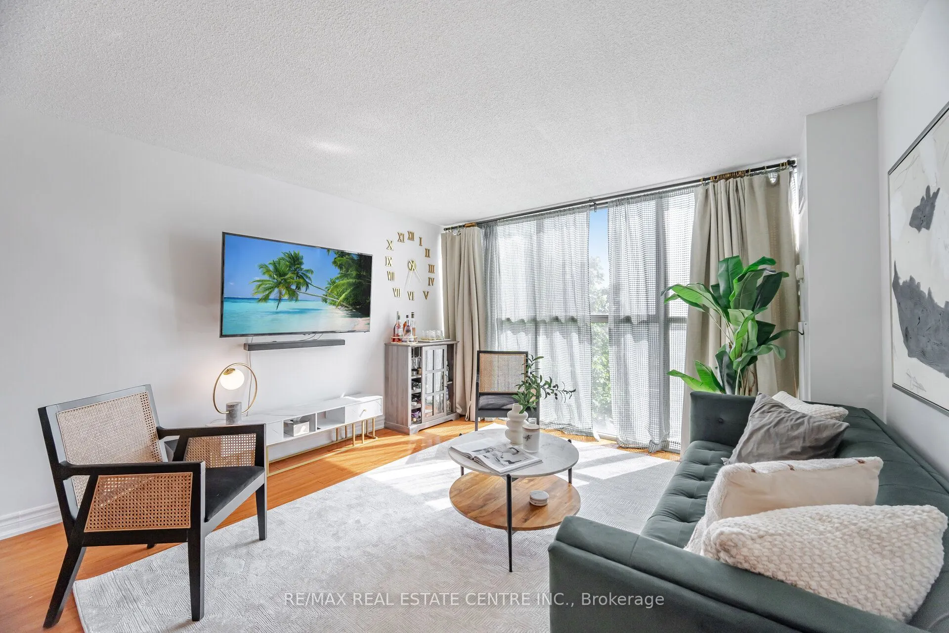 25 Trailwood Drive, #402
