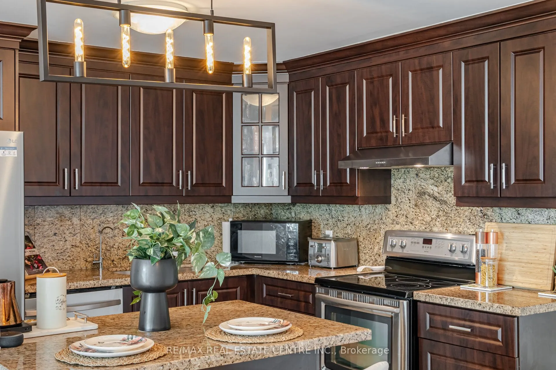 25 Trailwood Drive, #402