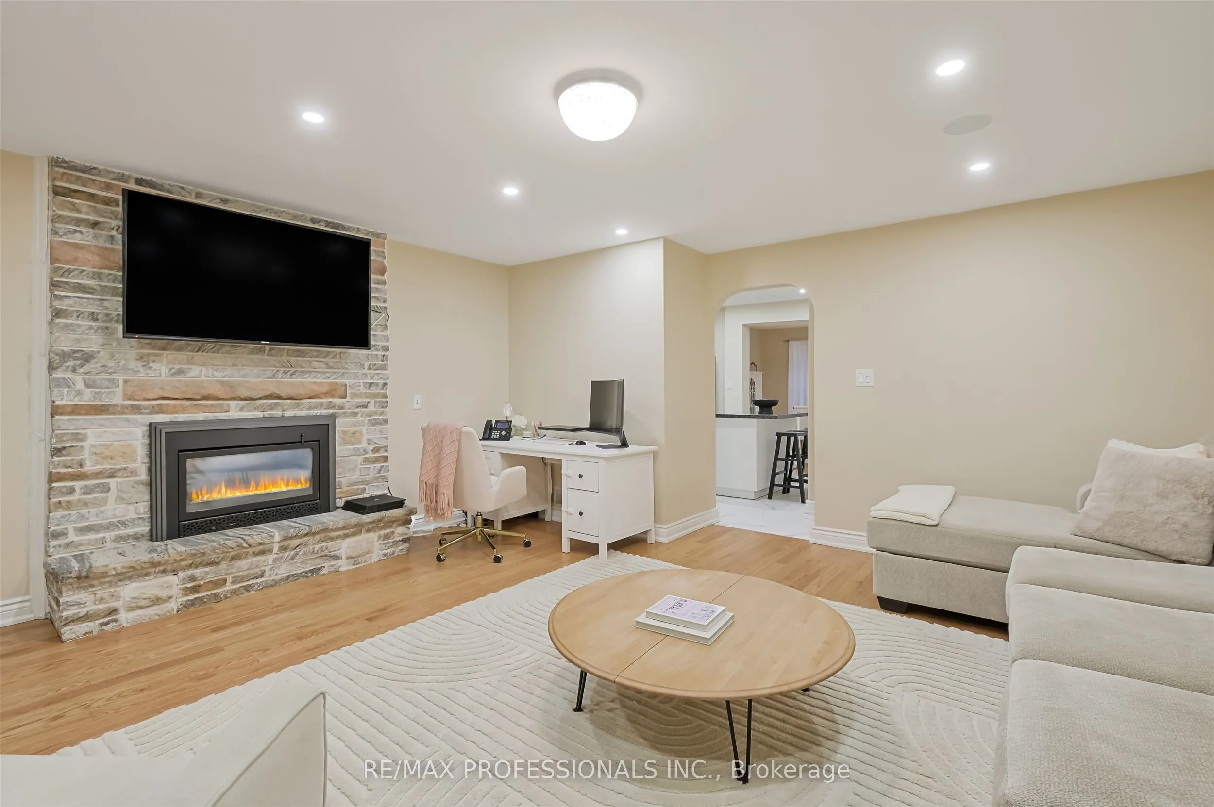 53 Tilden Crescent