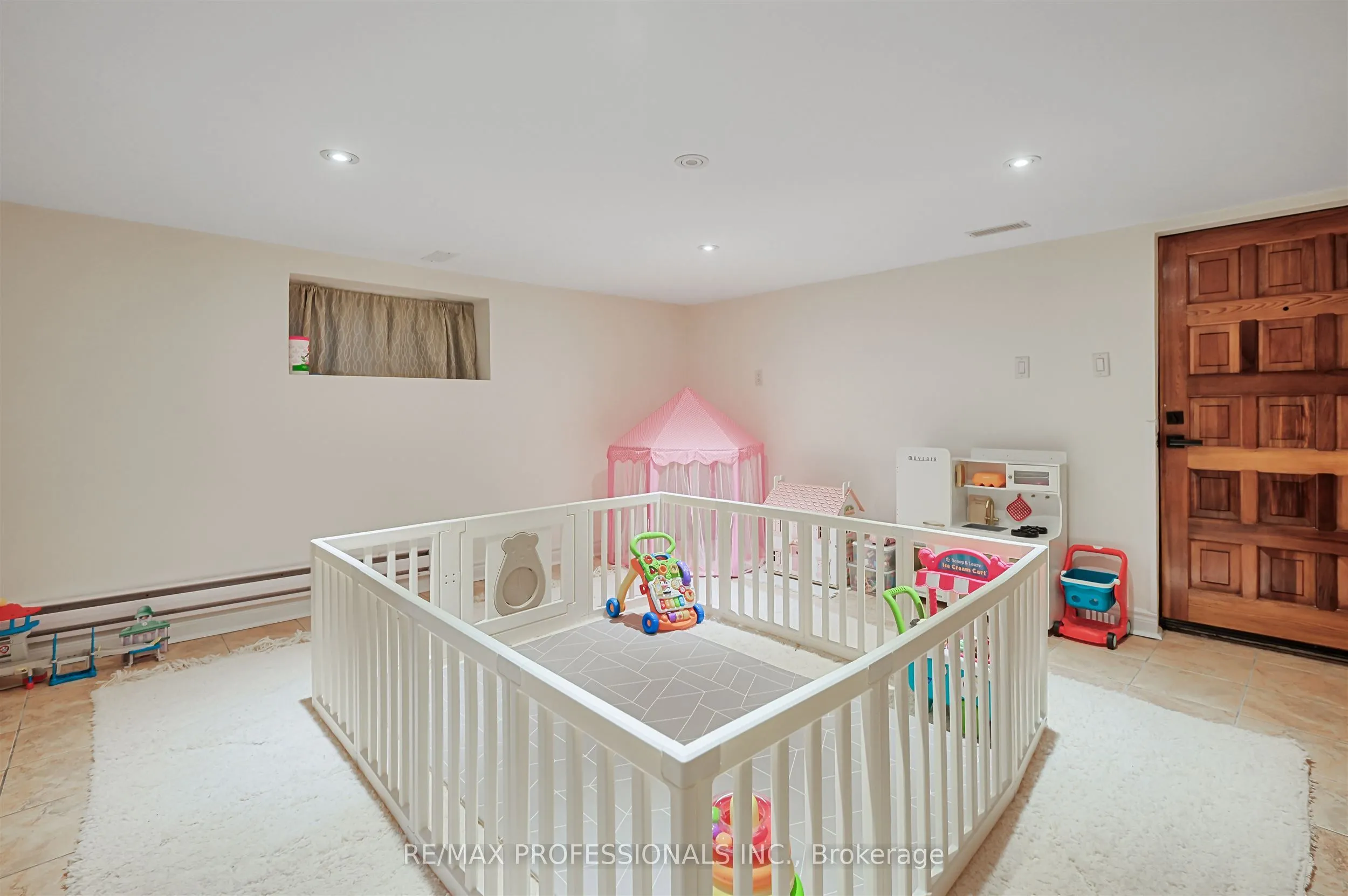 53 Tilden Crescent