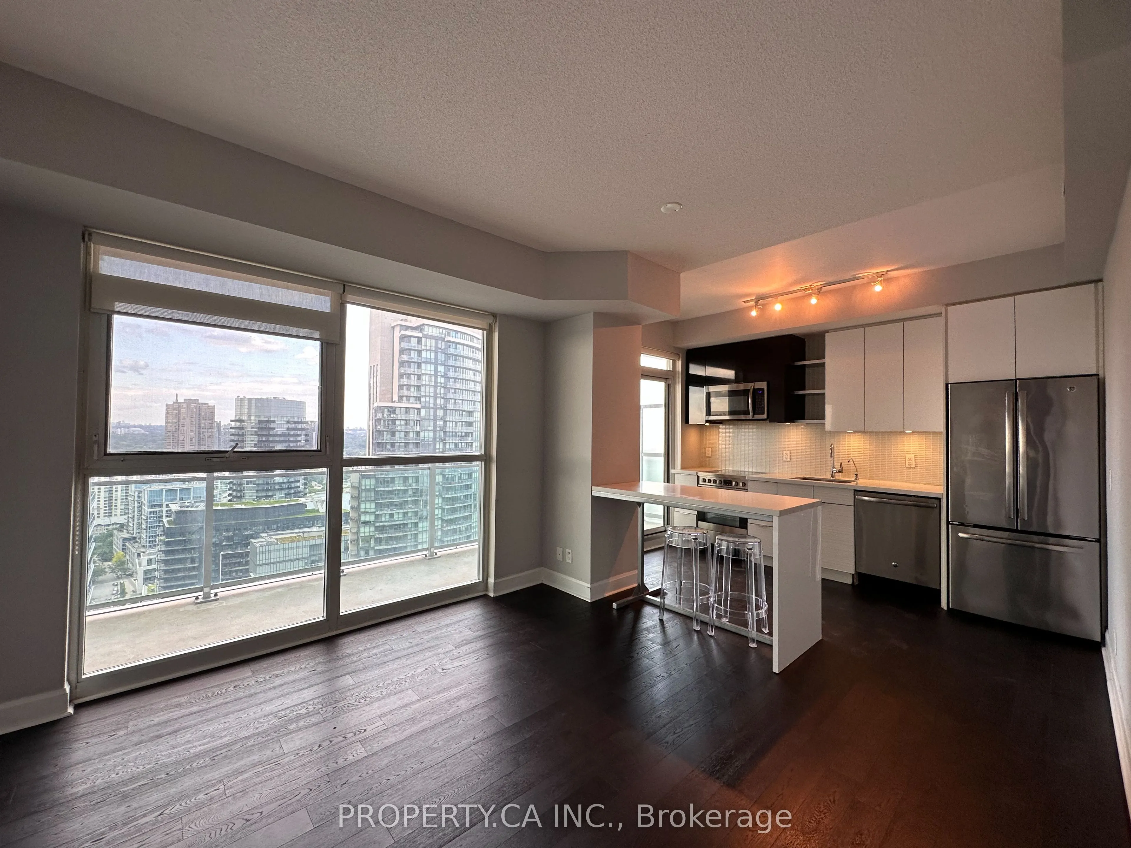 33 Shore Breeze Drive, #2908