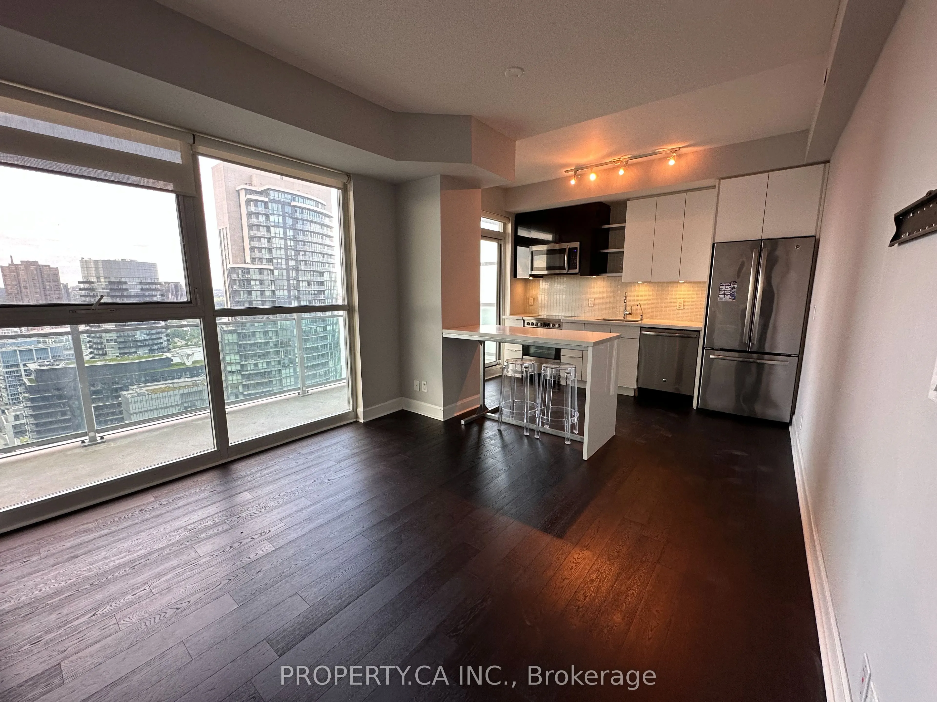 33 Shore Breeze Drive, #2908