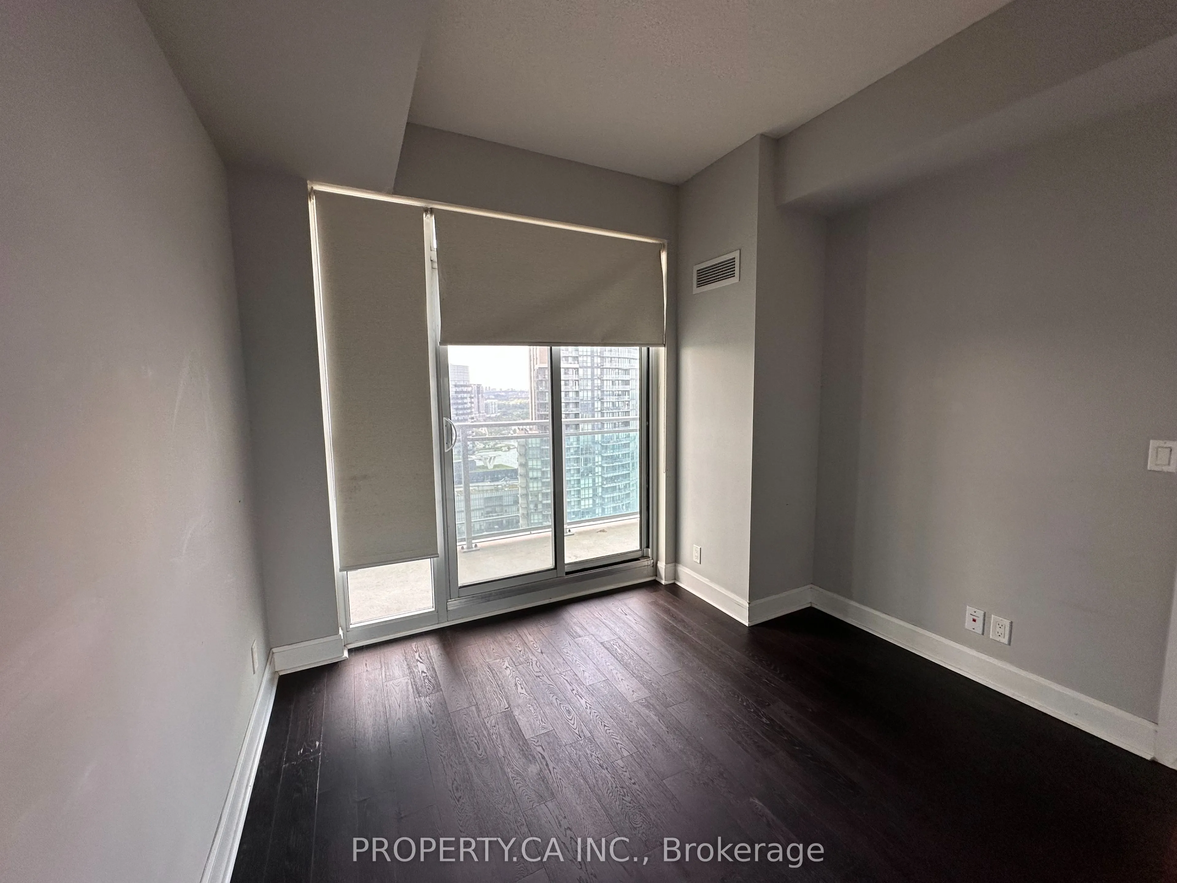 33 Shore Breeze Drive, #2908