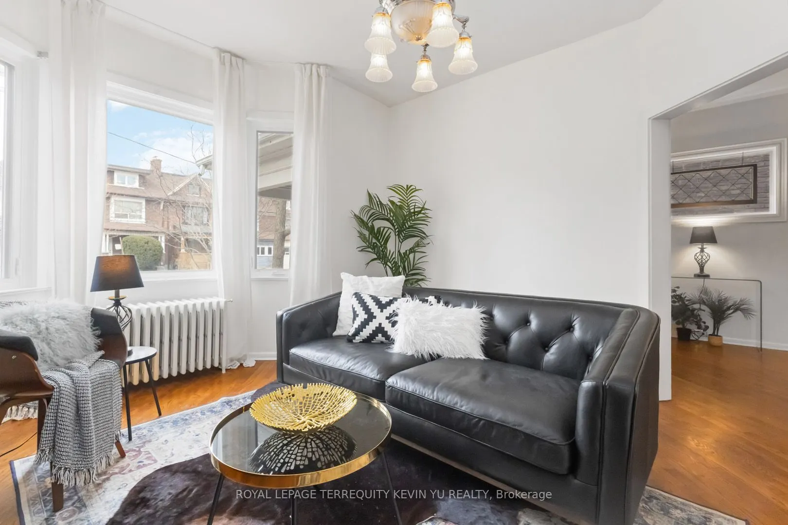 23 Kenneth Avenue